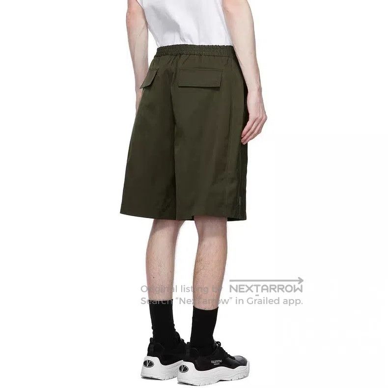 Valentino Valentino Olive green logo casual shorts Size US 32 / EU 48 - 3 Thumbnail