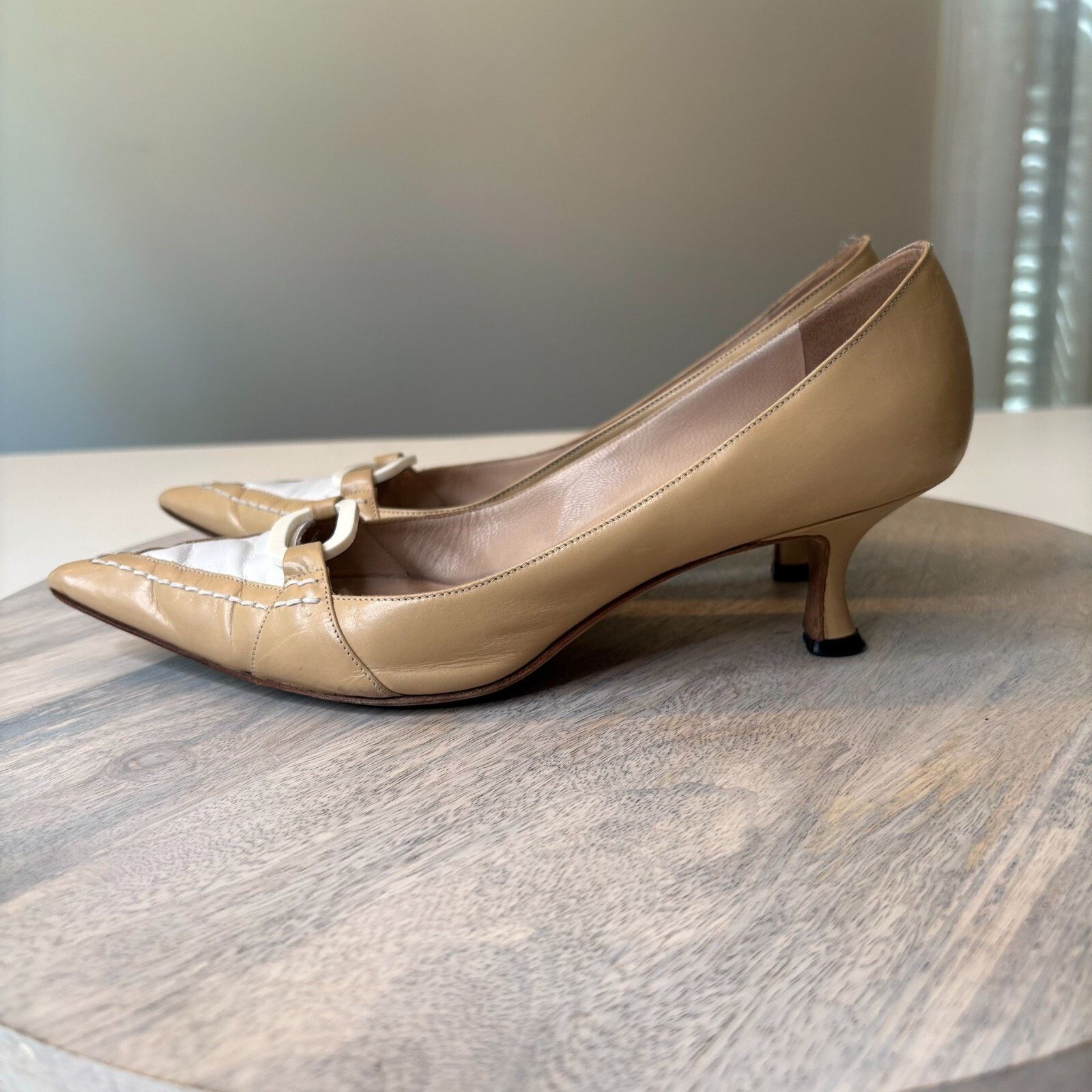 Manolo Blahnik Manolo BlahnikbLeather Slingback Heels EU Sz 36 US Size 6 Size US 6 / IT 36 - 5 Thumbnail