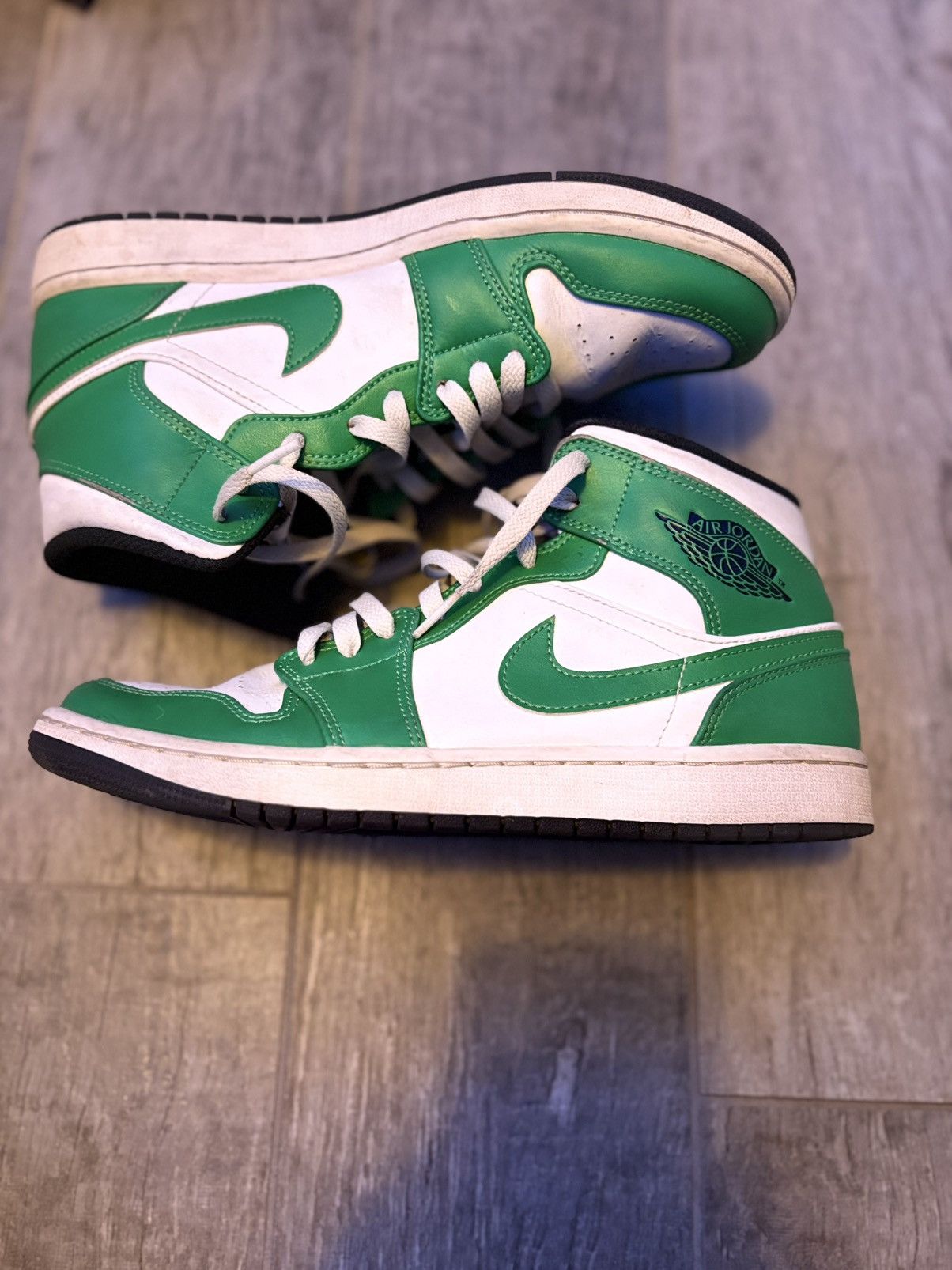 Jordan Brand × Nike Air Jordan 1 mid Lucky Green size-9 Size US 9 / EU 42 - 9 Thumbnail