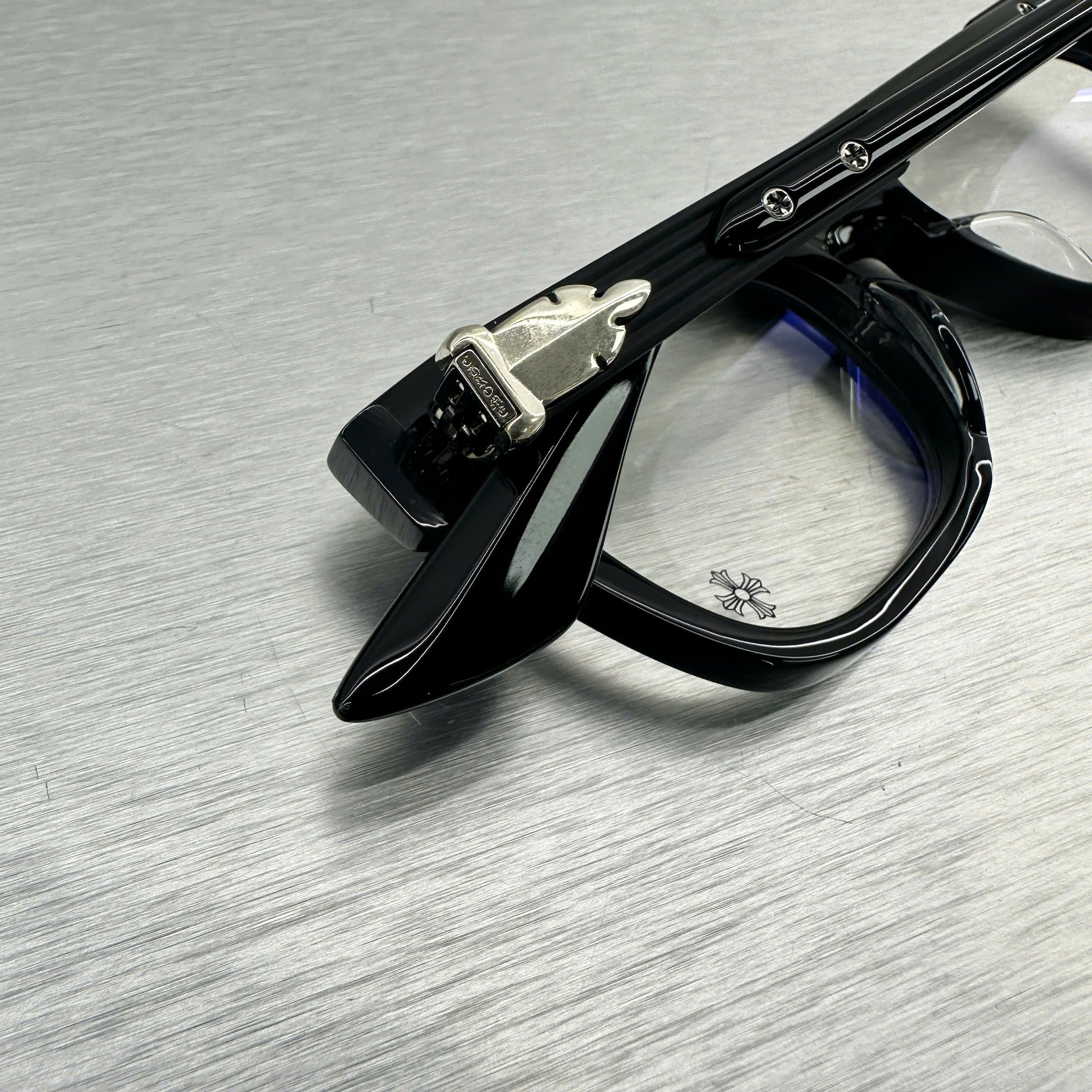 Chrome Hearts CHROME HEARTS BAGGINS BLACK PLASTIC Size ONE SIZE - 2 Thumbnail