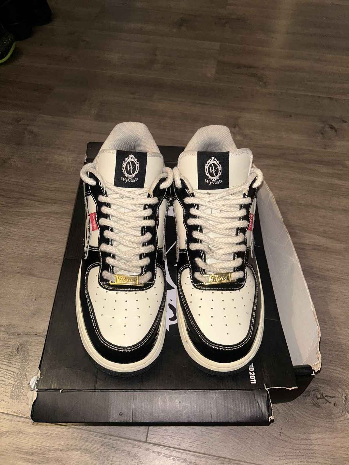 Other Wyveesh low top Size US 10 / EU 43 - 3 Thumbnail