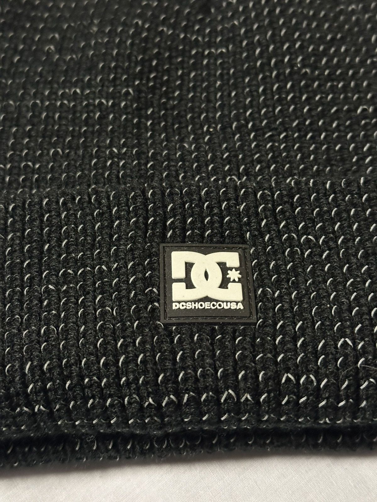 DC DC Sight Beanie, a cuffed knit hat. Size ONE SIZE - 3 Thumbnail