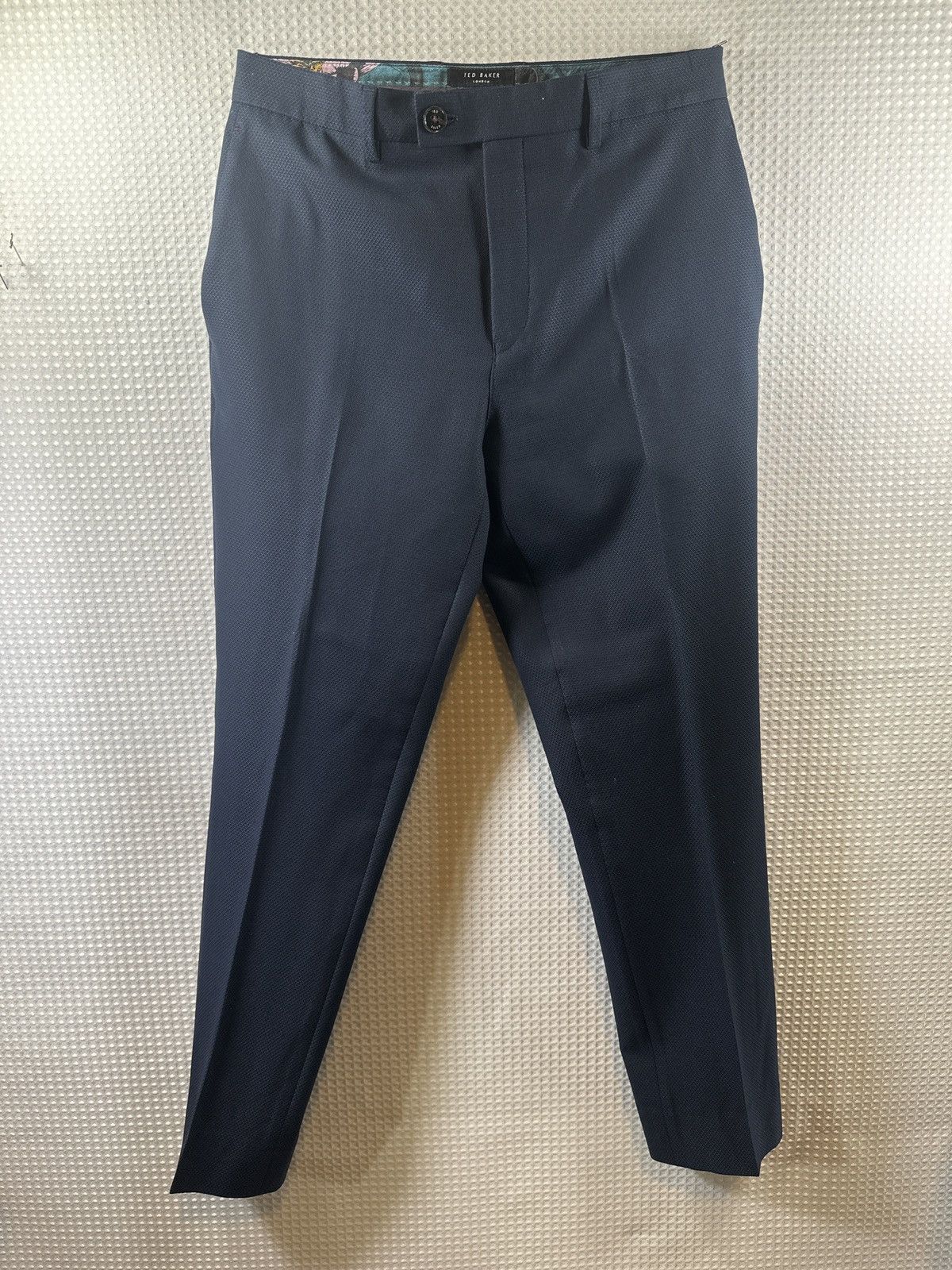 Ted Baker Ted Baker Slim Fit Suit in Navy Blue Textured Wool Size 40S - 7 Thumbnail