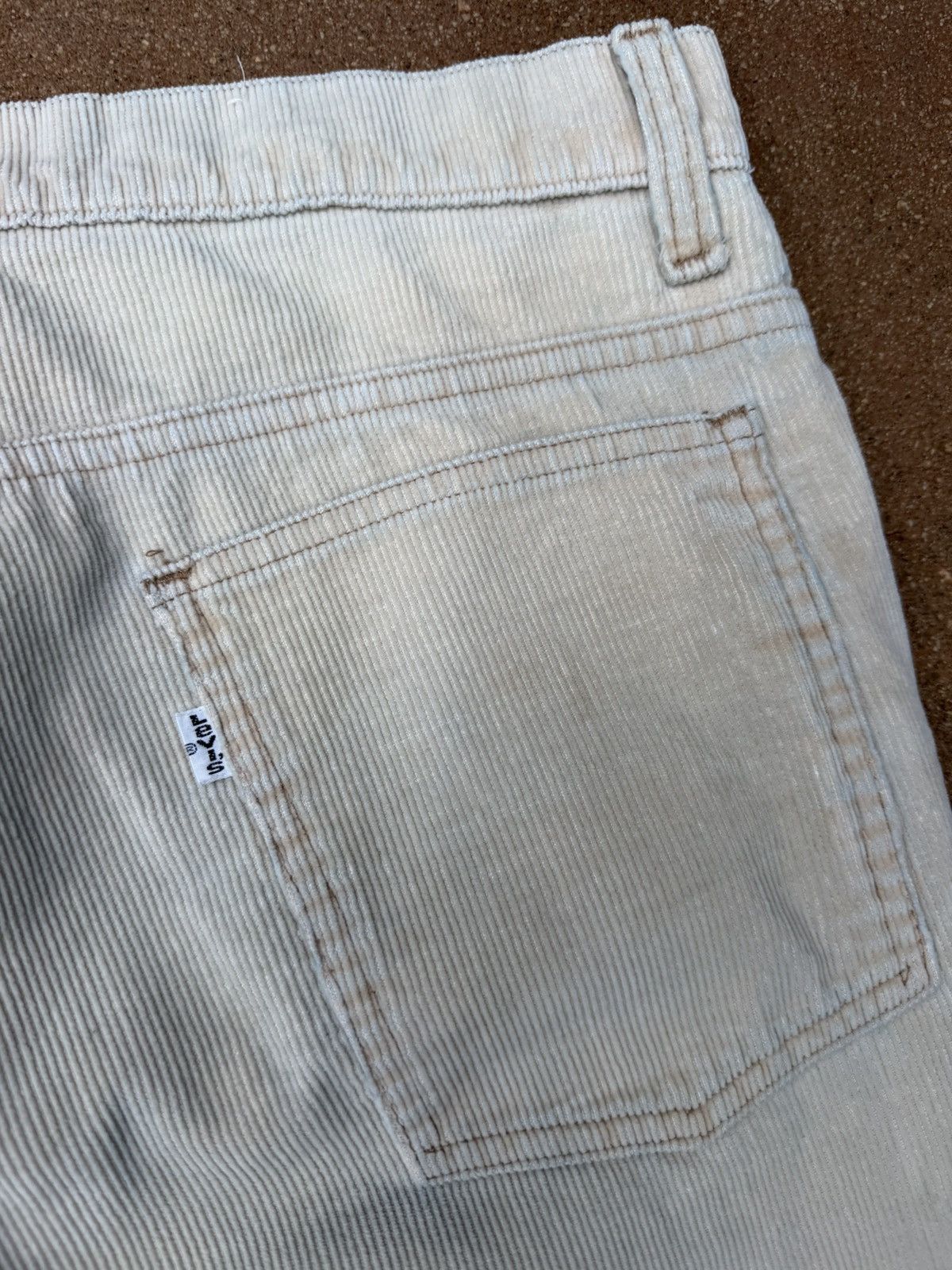 Levi's Vtg 70’s Levi’s 784 Bellbottom Flare Corduroy Pants 30x30 Size US 30 / EU 46 - 8 Thumbnail