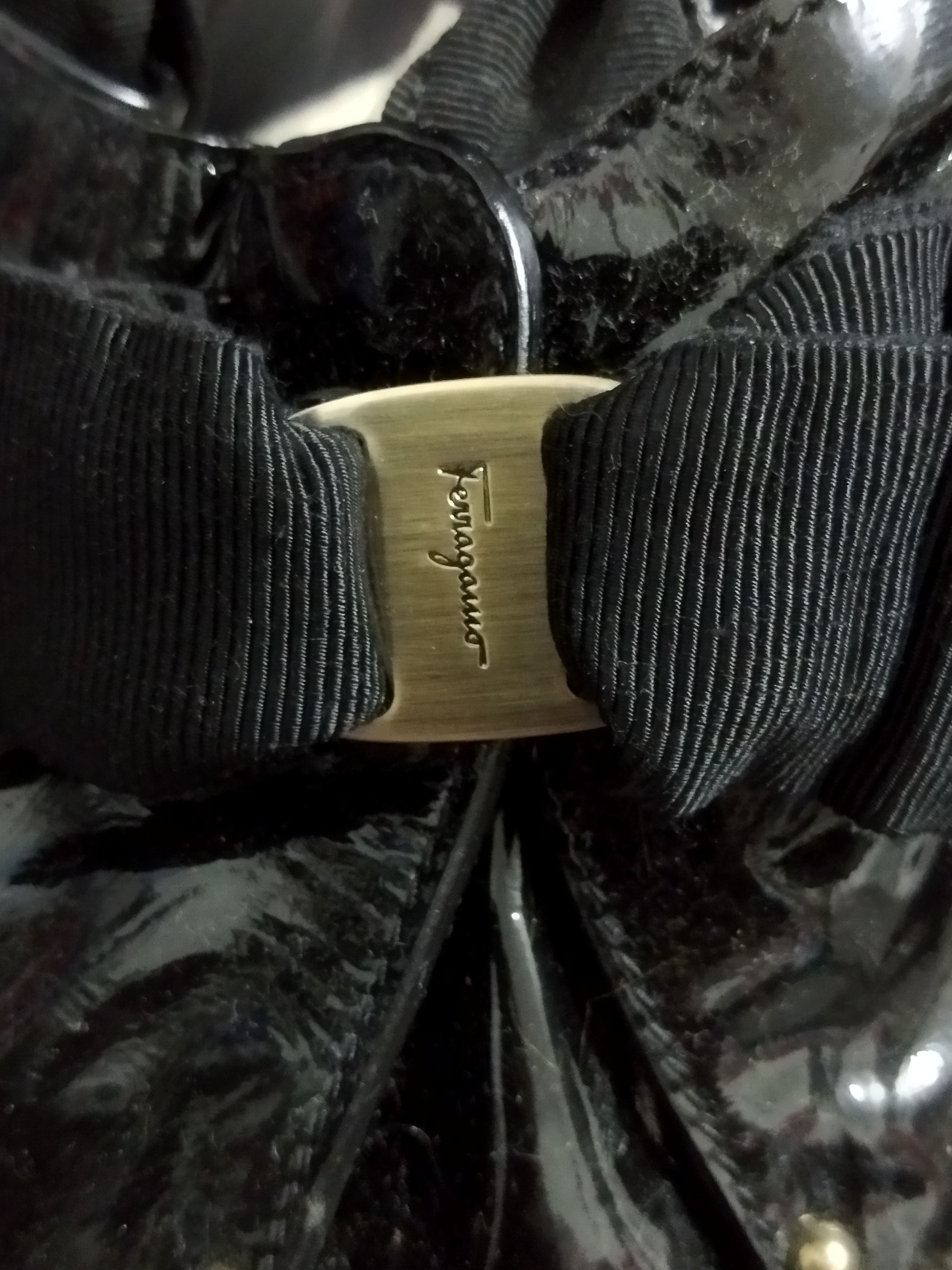 Salvatore Ferragamo Salvatore Ferragamo Black Calf Patent Leather Ribbon Hobo Size ONE SIZE - 5 Thumbnail