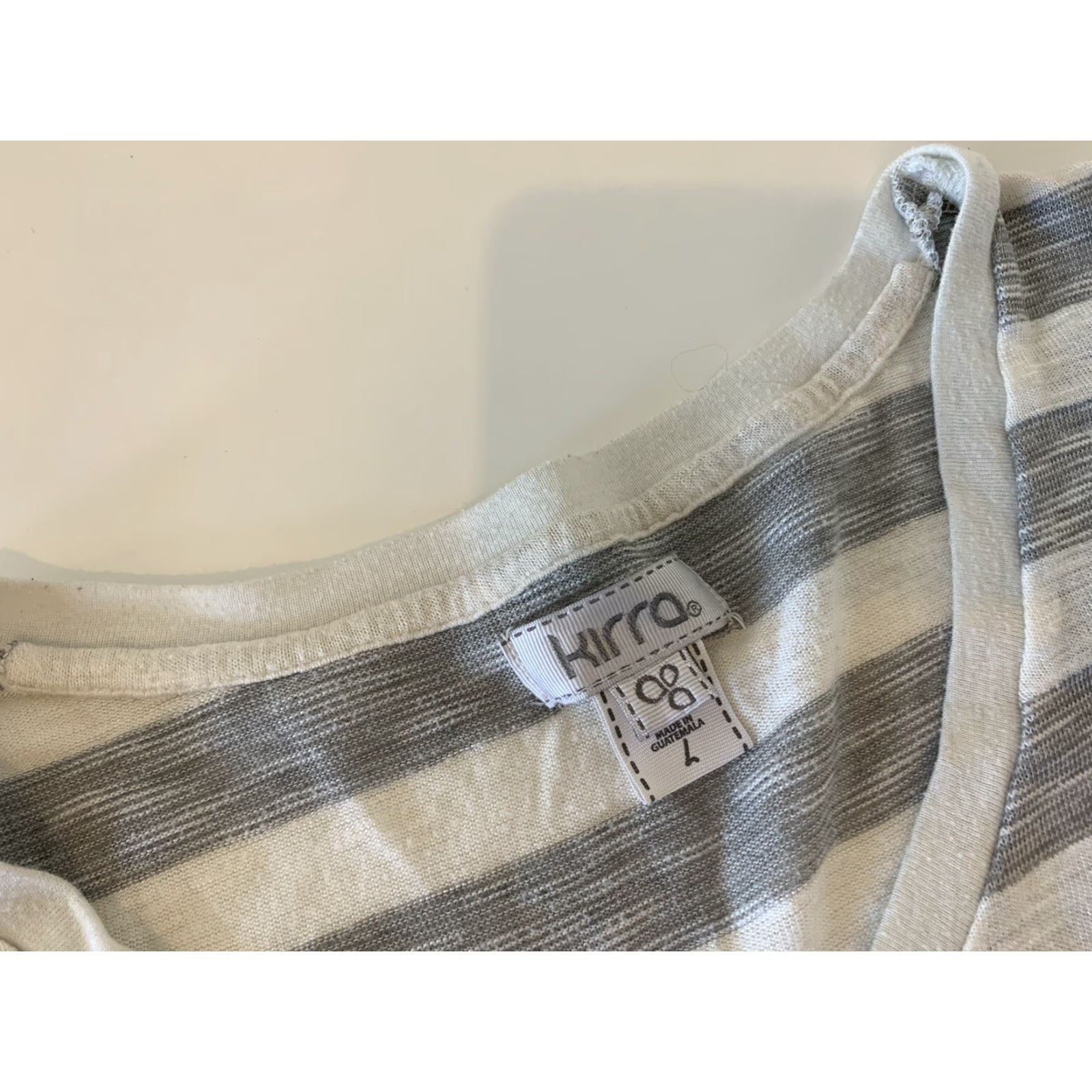 Vintage KIRRA Striped Deep V Neck Lightweight Gray Cream Women's Large Blouse Shirts V-Neck Knit Top Ladies L Stripe Size L / US 10 / IT 46 - 2 Thumbnail