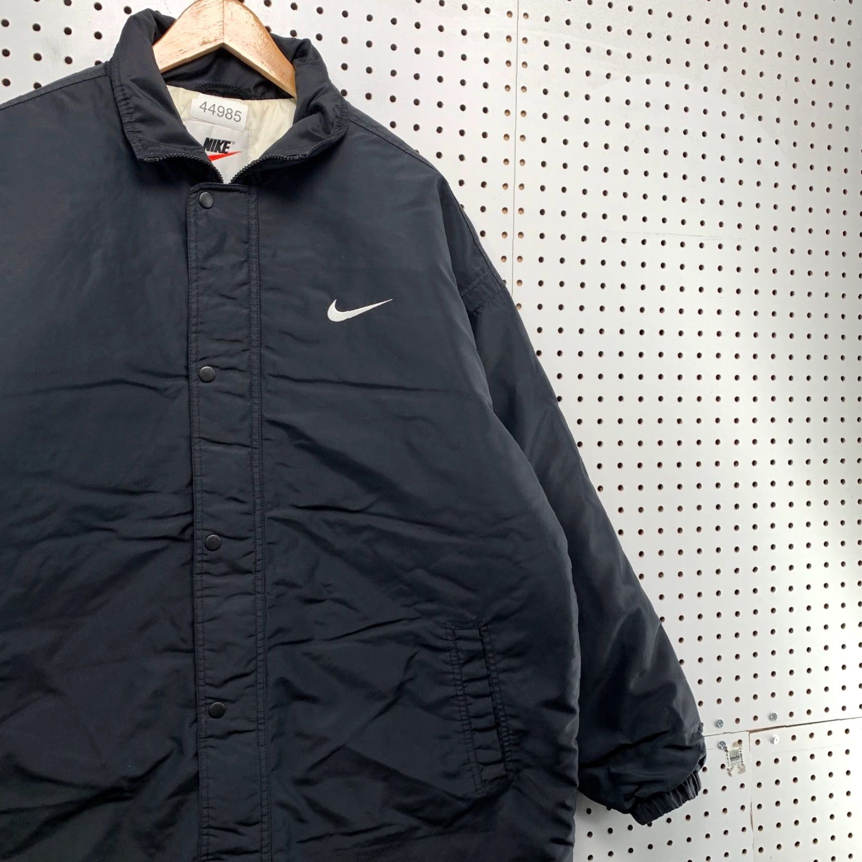 Nike VINTAGE Nike Coat Jacket Mens Large Black Green Swoosh Insulated Long Jacket Size US L / EU 52-54 / 3 - 4 Thumbnail
