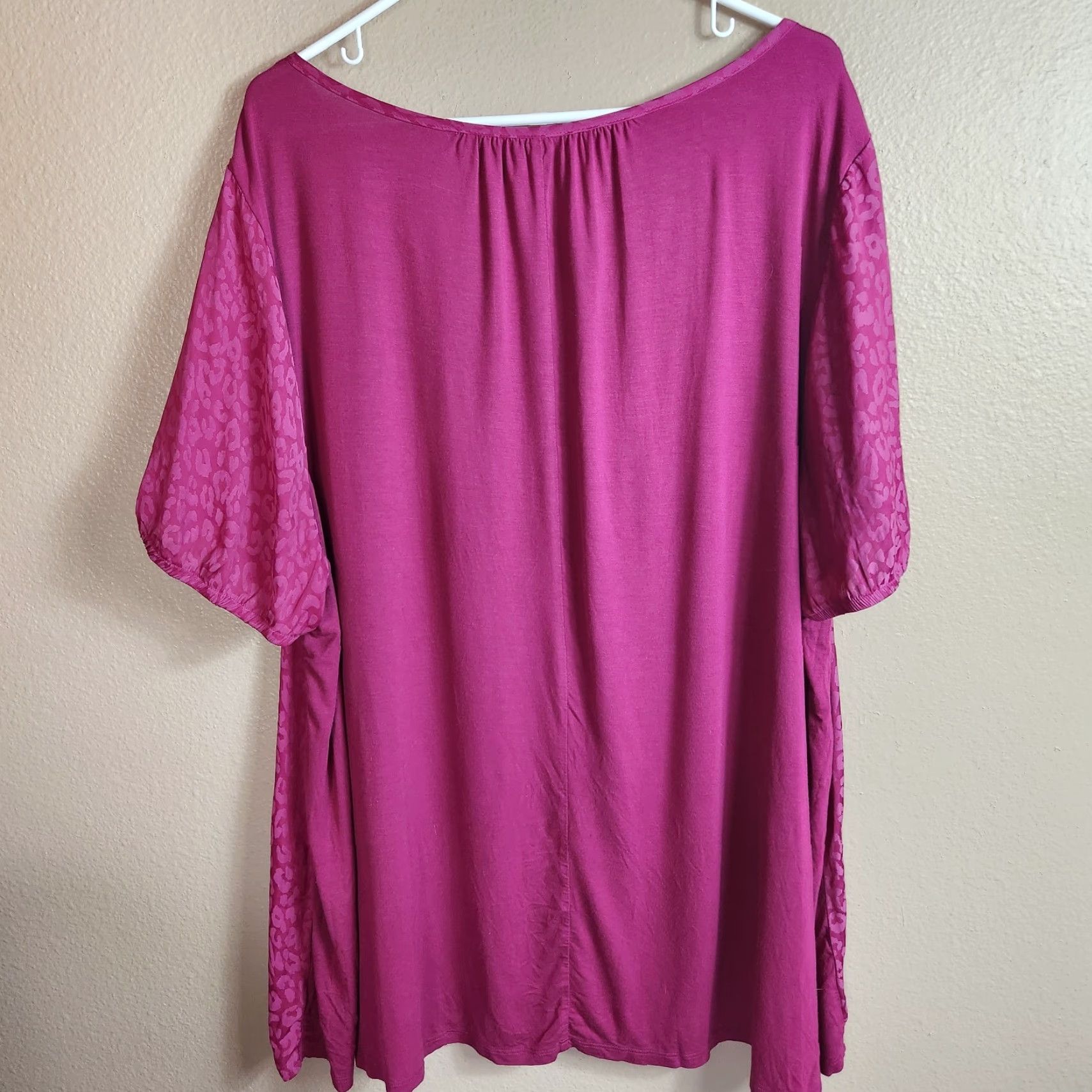Vintage Lane Bryant Womens |22/24| Magenta Pink Leopard Print Swing Tee Blouse Shirt Pullover V-Neck Puff Sleeve Plus Size 3X Womens Size XXL / US 16-18 / IT 52-54 - 5 Thumbnail
