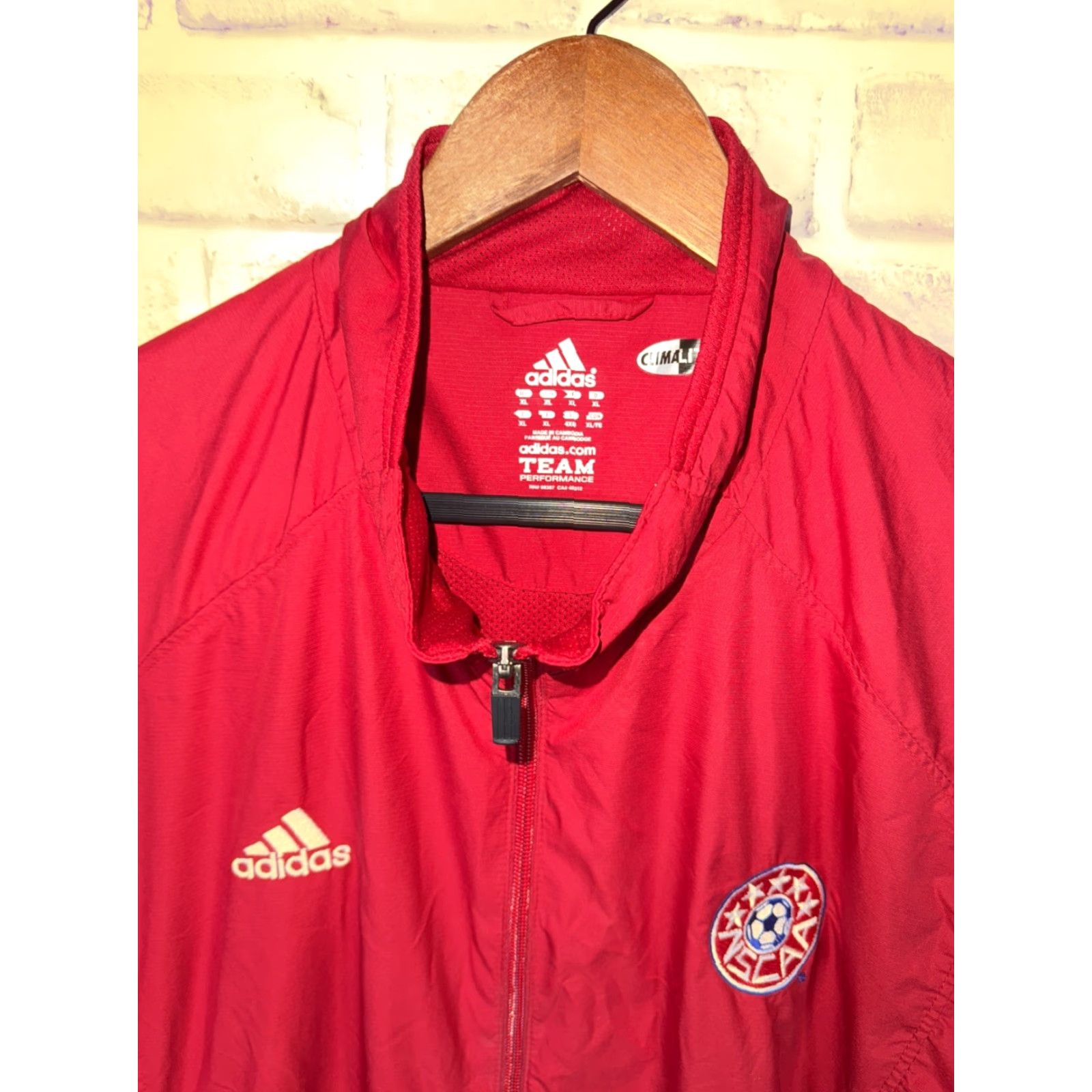 Adidas NWT adidas TEAM PERFORMANCE ClimaLite Windbreaker Jacket Soccer Mens XL Red Size US XL / EU 56 / 4 - 2 Thumbnail