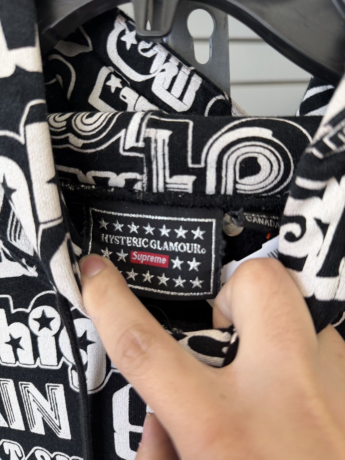 Hysteric Glamour × Supreme Supreme Hysteric Glamour Text HOODIE Black Medium Size US M / EU 48-50 / 2 - 2 Thumbnail