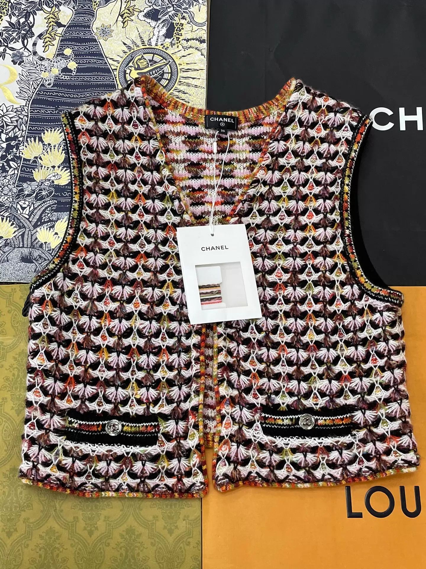 Chanel Chanel Brown Cable Knit Vest 36 Size XS / US 0-2 / IT 36-38 - 1 Thumbnail