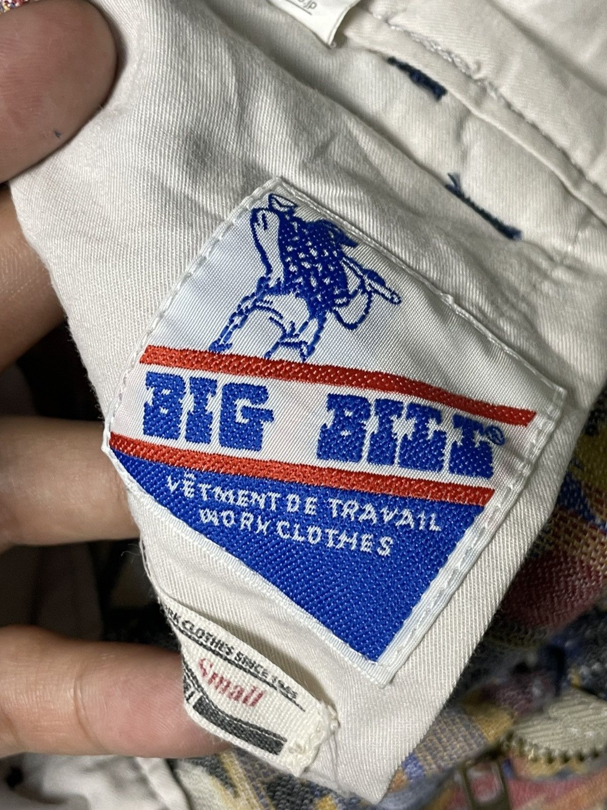 Japanese Brand × Vintage Vintage BIG BILL Native Abstract Shorts (78) Size US 29 - 7 Thumbnail