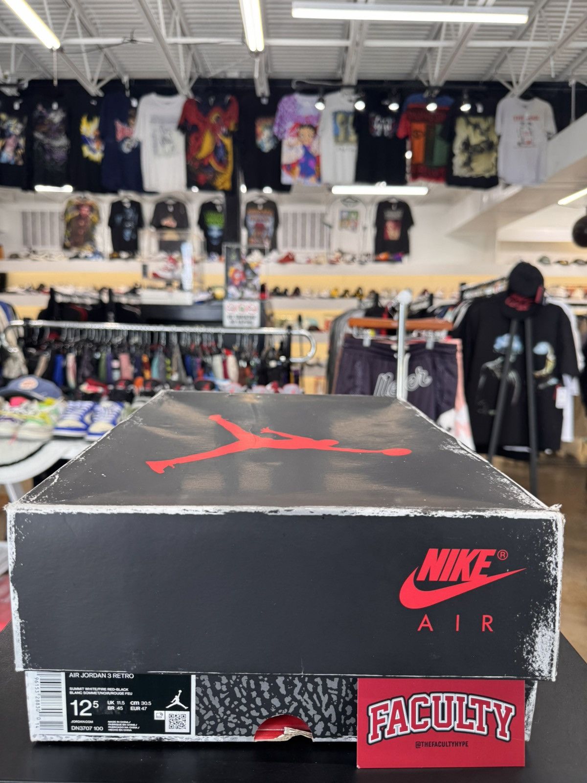 Jordan Brand Air Jordan 3 White Cement Reimagined Size 12.5 (2023) Size US 12.5 / EU 45-46 - 12 Thumbnail