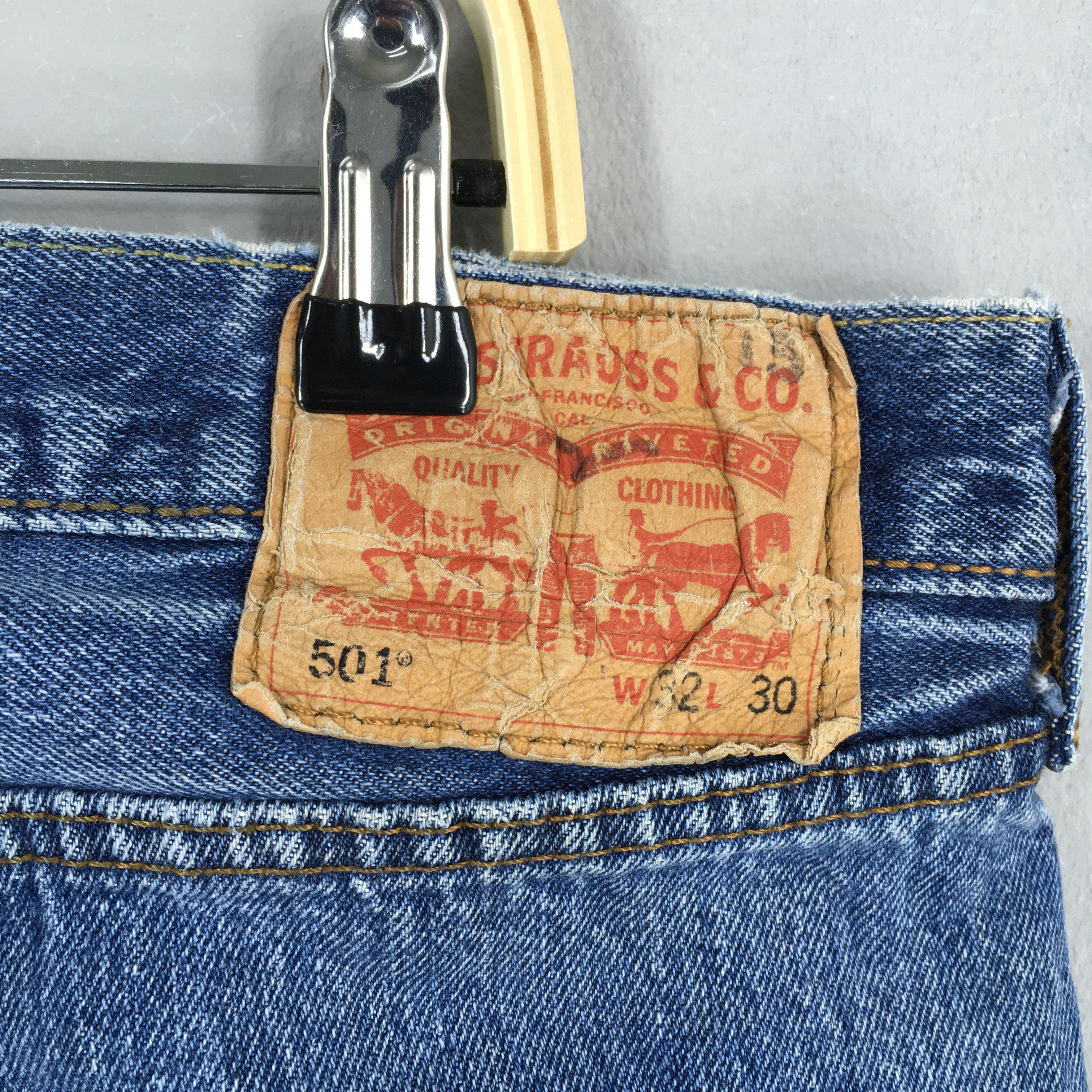 Levi's Size 31x28 Vintage 90s Levi's 501 Faded Blue Jeans S1472 Size US 31 - 11 Thumbnail