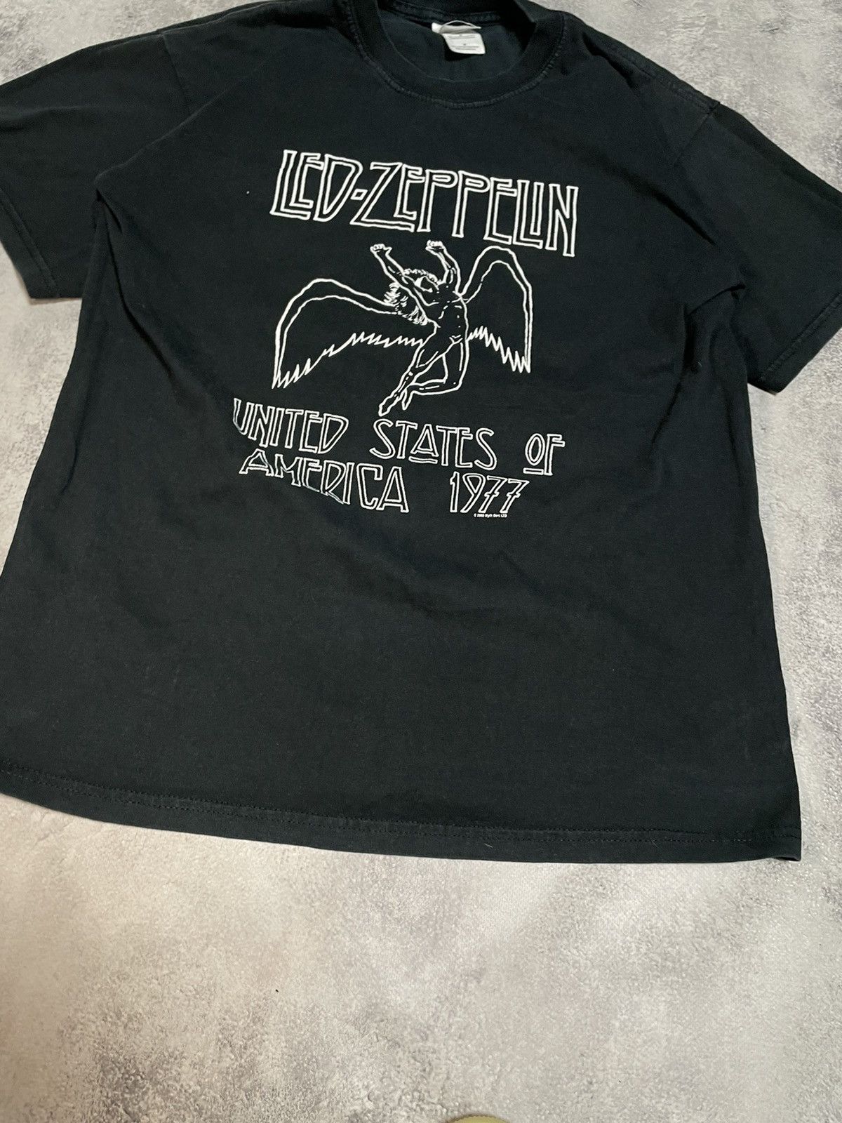Band Tees Vintage Led- Zeppelin T-shirts Big Logo Rock Band Y2K 00s Size US M / EU 48-50 / 2 - 4 Thumbnail