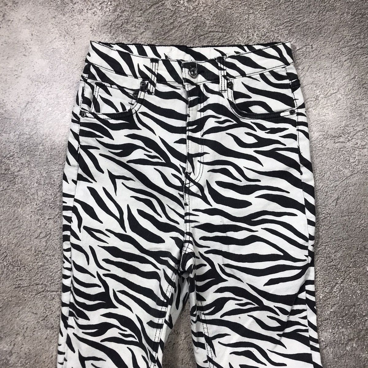 Vintage Vintage Y2K Zebra Stripe Baggy Pants Streetwear Faded 25 Size 25" / US 0 / IT 36 - 2 Thumbnail