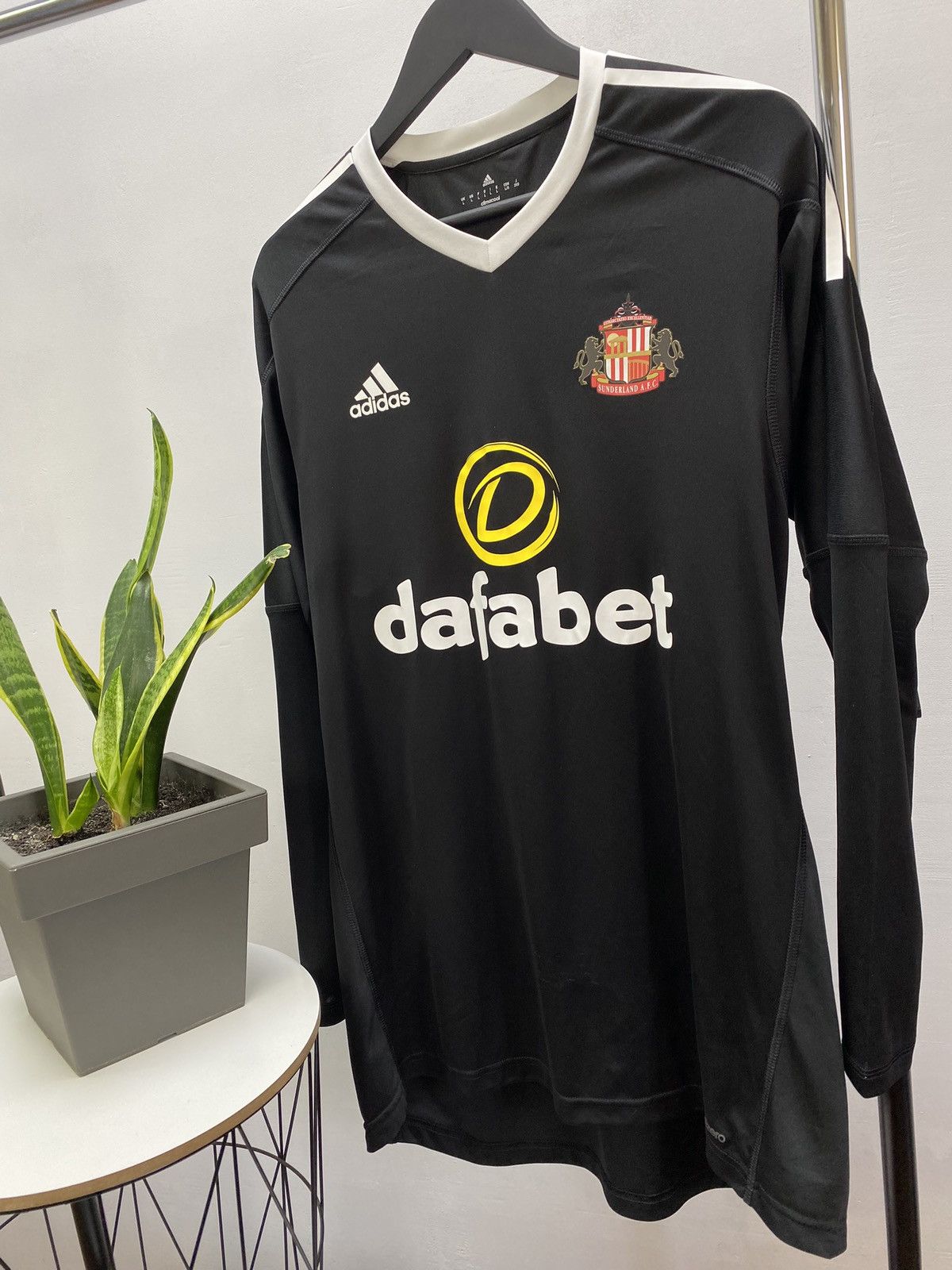 Adidas Sunderland Adidas 2016 2017 Goalkeeper Soccer Jersey Size US L / EU 52-54 / 3 - 2 Thumbnail