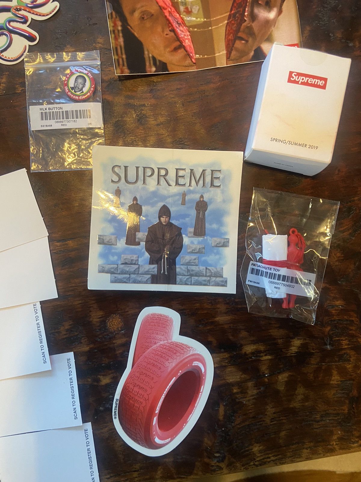 Supreme × Travis Scott Supreme/ Astroworld Sticker Pack and Accessories Size ONE SIZE - 3 Thumbnail