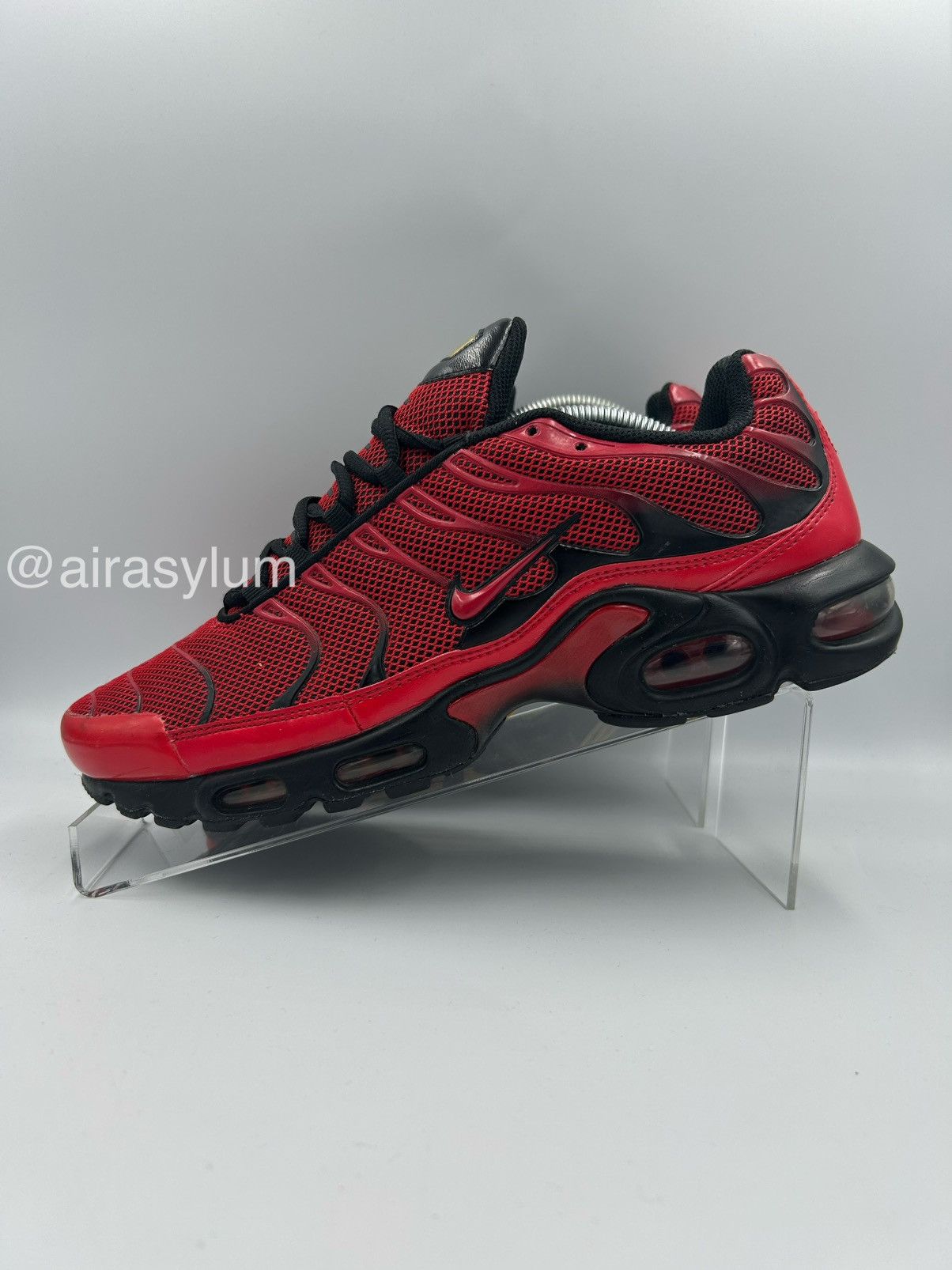 Nike 👹2015 Nike Air Max Plus Tuned Air Tn ”Diablo Red / Loves” Size US 10.5 / EU 43-44 - 4 Thumbnail