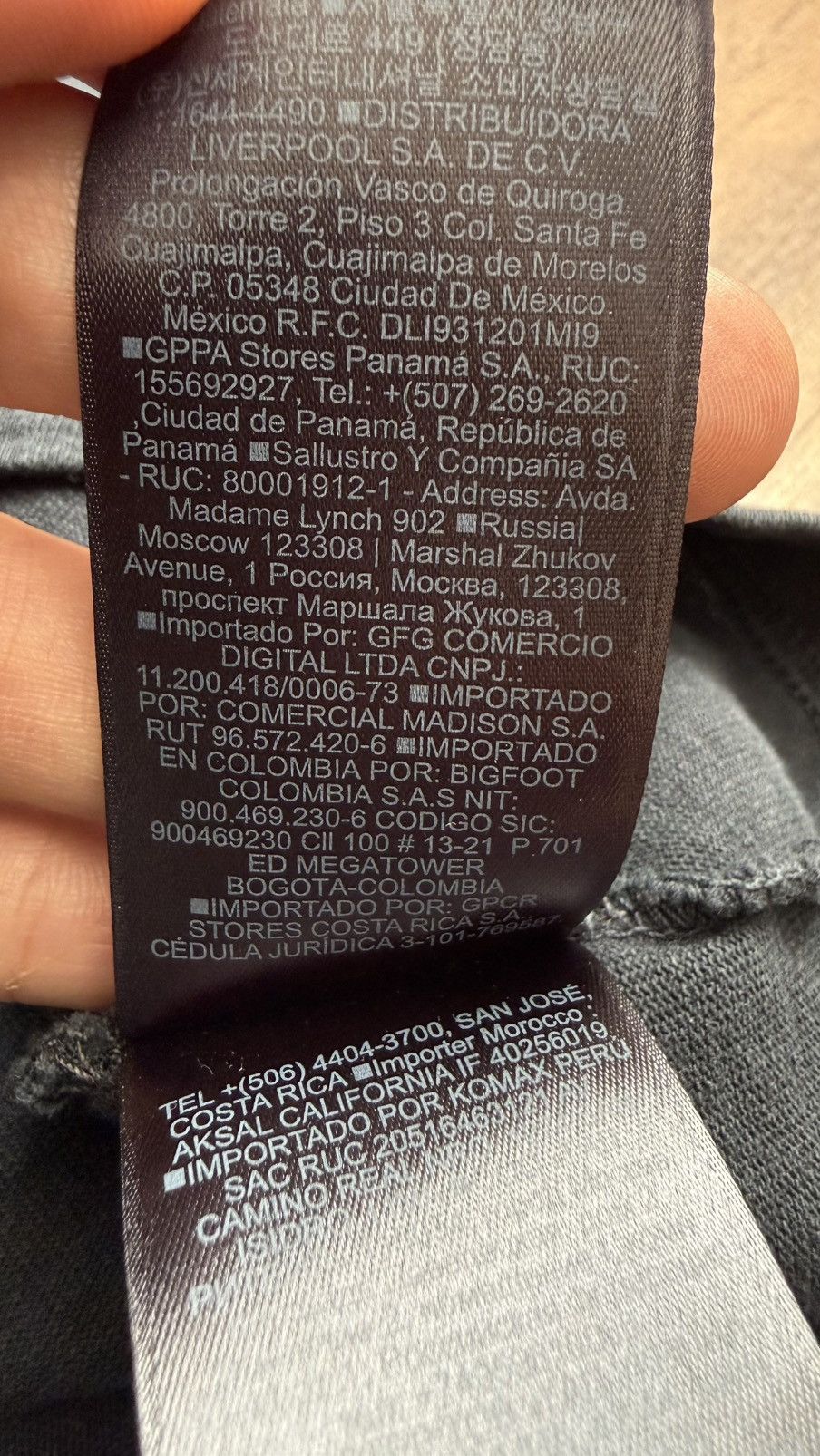 Balenciaga × Gap × Kanye West Yeezy Gap T-Shirt (US made) Size US S / EU 44-46 / 1 - 10 Thumbnail
