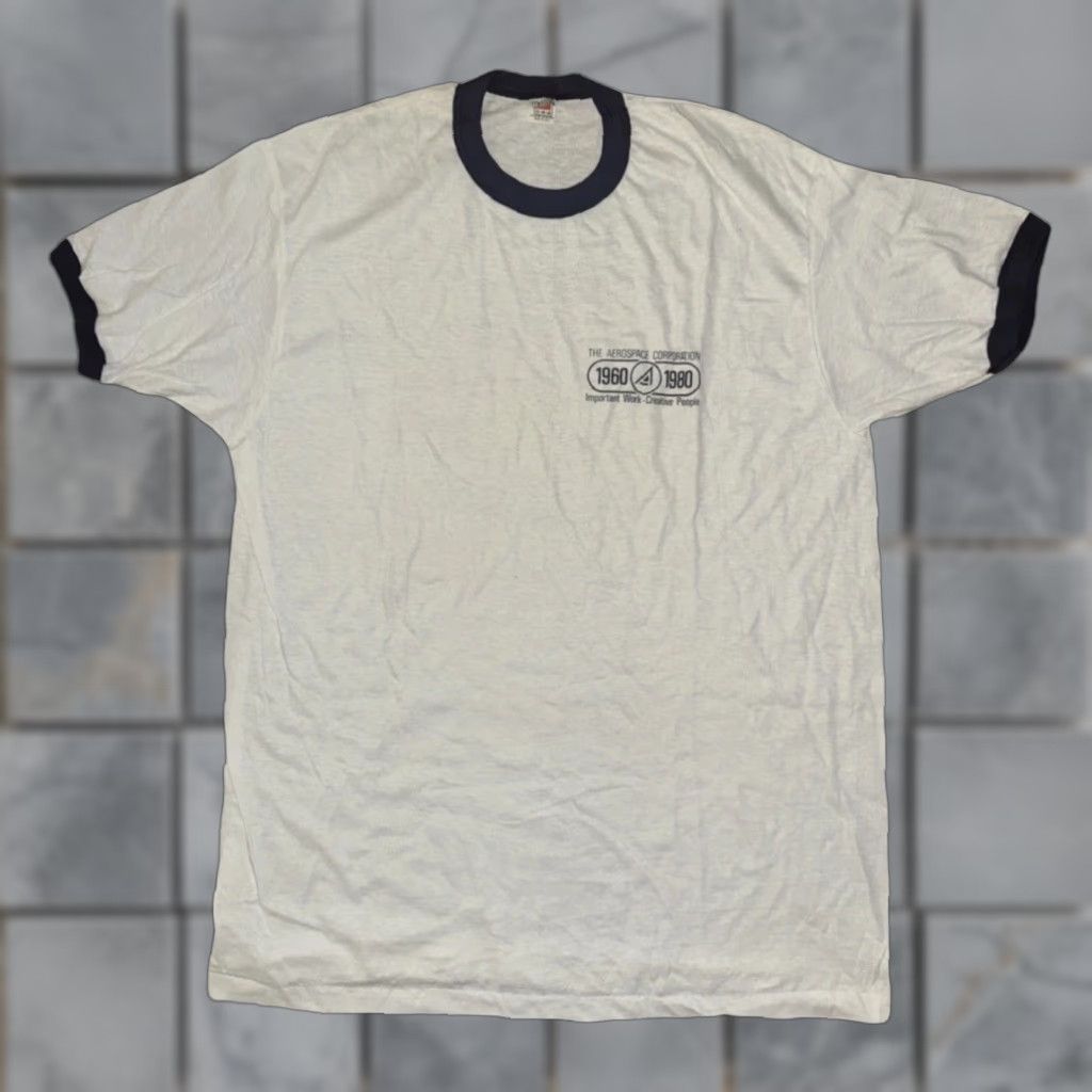 Hanes VINTAGE Hanes T-Shirt White XL Mens Regular Fit 22x29 Size US XL / EU 56 / 4 - 1 Thumbnail