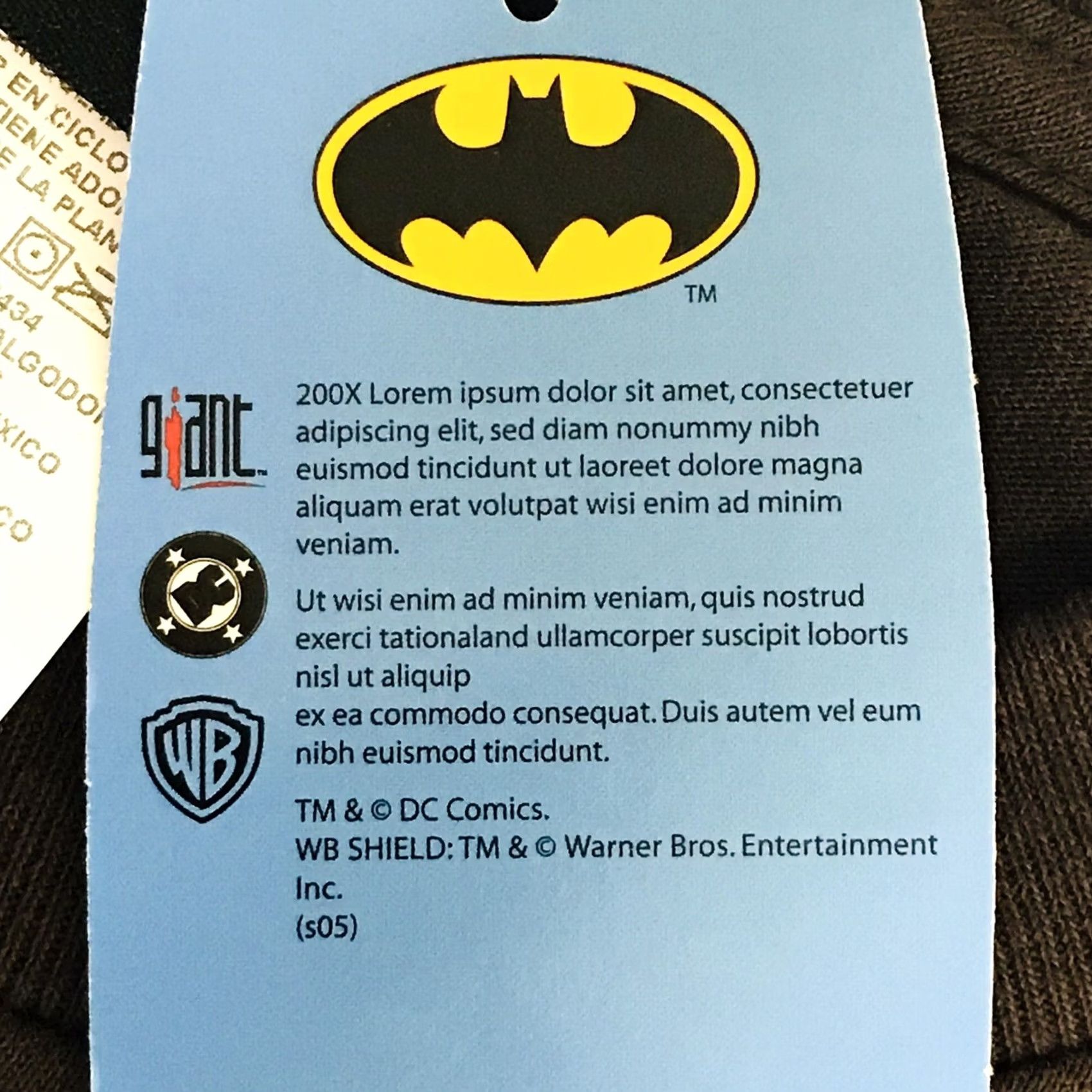 DC Comics VINTAGE DC Comics Men Batman Shield Logo Distressed Graphic Short Sleeve T-shirt XL Size US XL / EU 56 / 4 - 4 Thumbnail