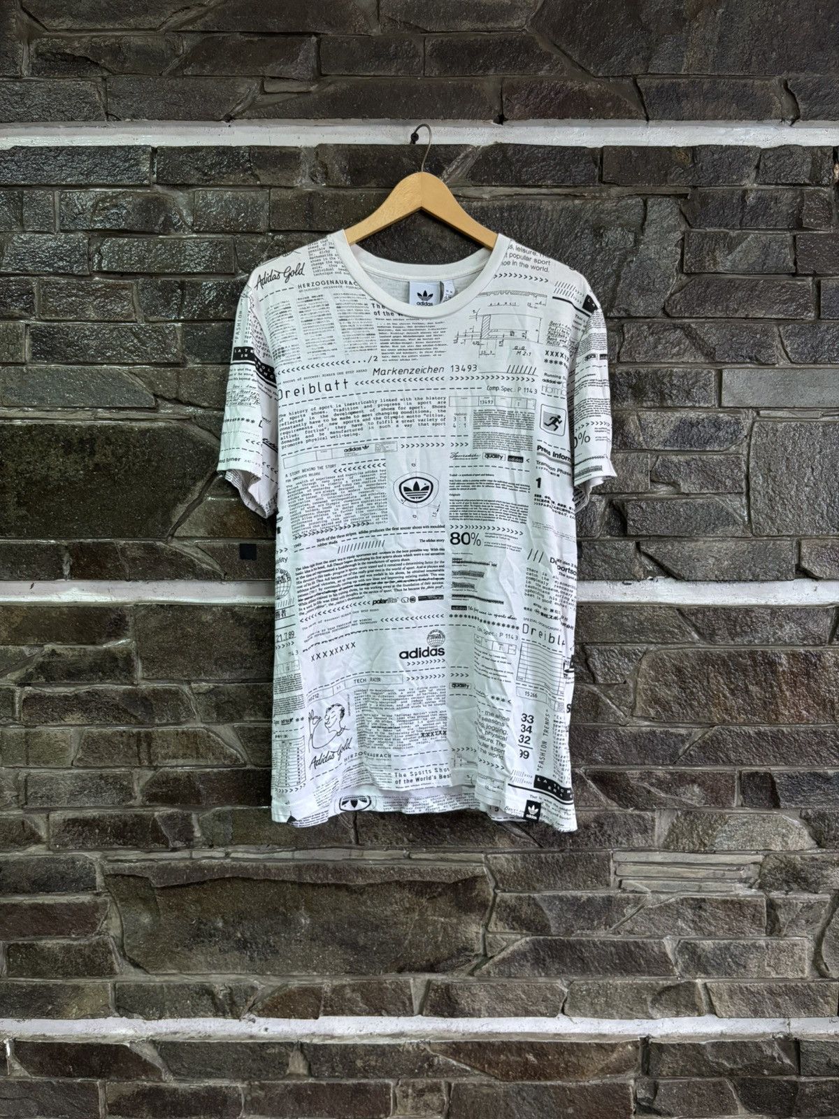 Adidas Rare ! Adidas Sophisti Tee Newspaper All Over Printed Size US L / EU 52-54 / 3 - 1 Thumbnail