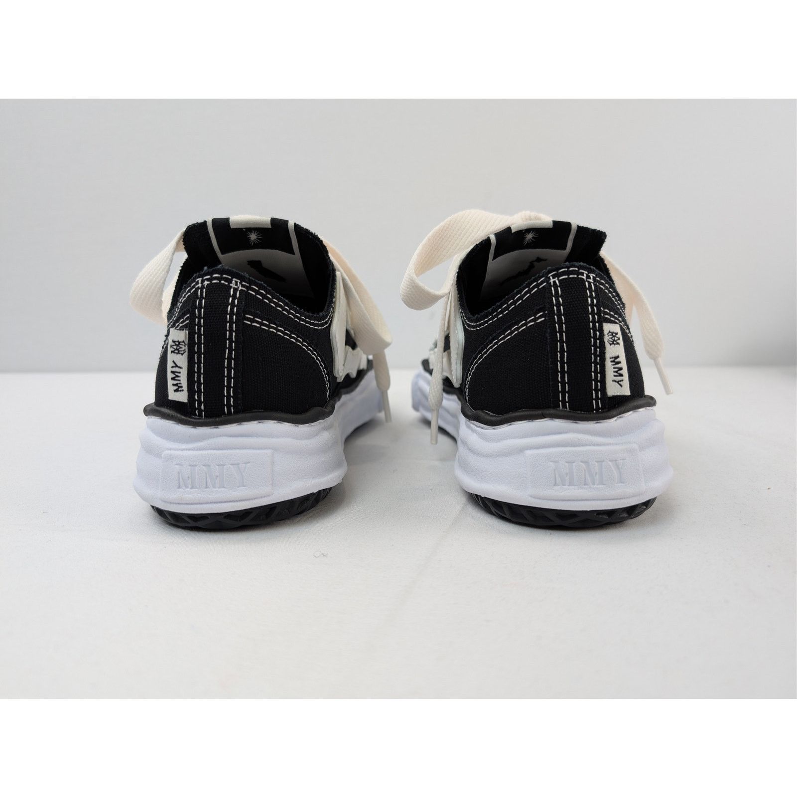 Amiri o1rshd1 Maison Mihara Yasuhiro Low-Top Sneakers in Black Size US 9 / EU 42 - 10 Thumbnail