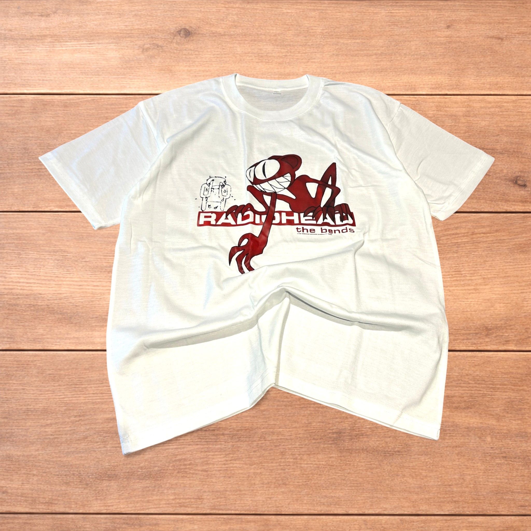 Japanese Brand Radiohead the bends T-shirt with front graphic in white. Size US M / EU 48-50 / 2 - 1 Thumbnail
