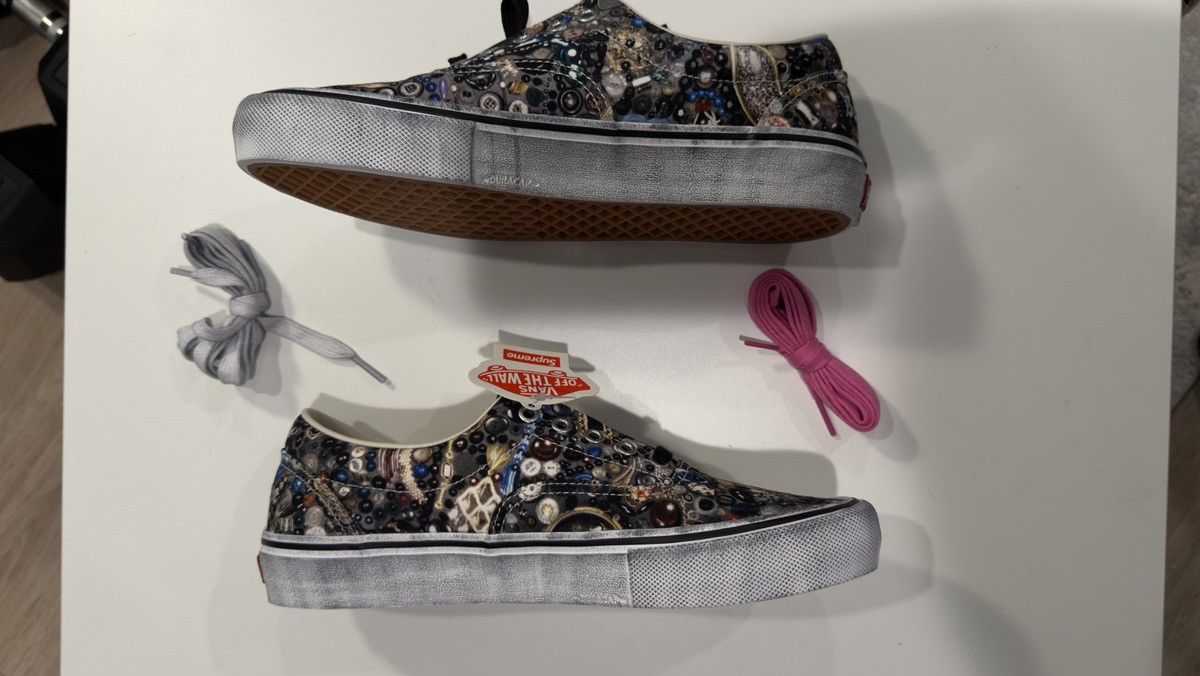 Supreme Supreme x Mike Kelley Vans Era SS26 Size 9.5 Size US 9.5 / EU 42-43 - 3 Thumbnail