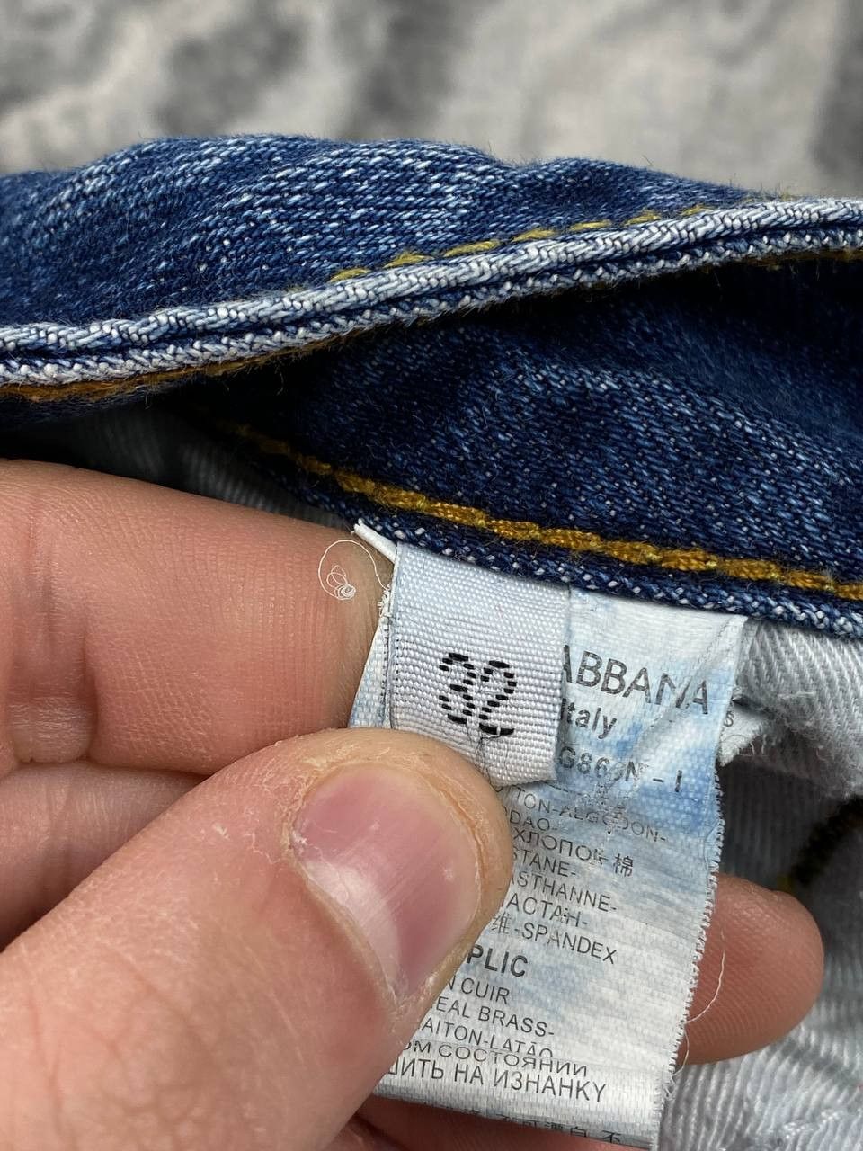 Dolce & Gabbana Dolce & Gabbana Denim Shorts Metal Logo Men Size 32 Blue Size US 32 / EU 48 - 14 Thumbnail