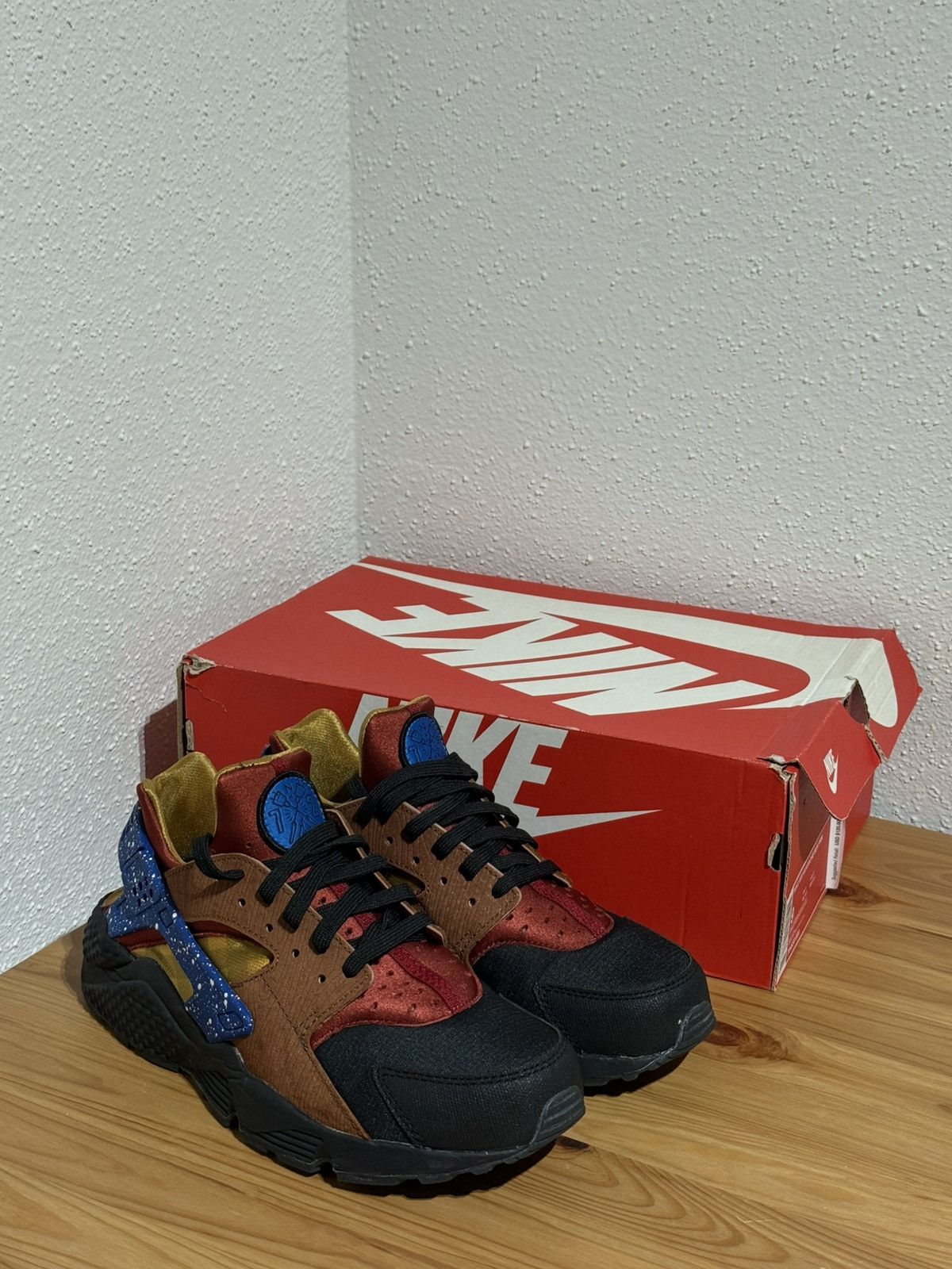 Nike Nike Air Huarache Campfire Pack Size US 9 / EU 42 - 1 Thumbnail