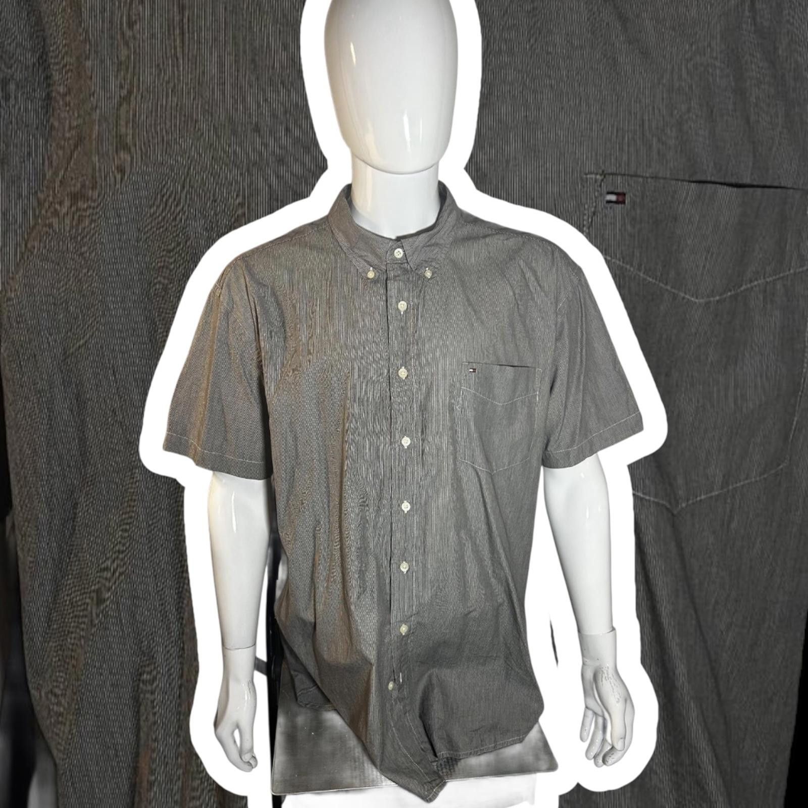 Tommy Hilfiger Tommy Hilfiger Short-Sleeve Striped Shirt Size US XXL / EU 58 / 5 - 1 Thumbnail