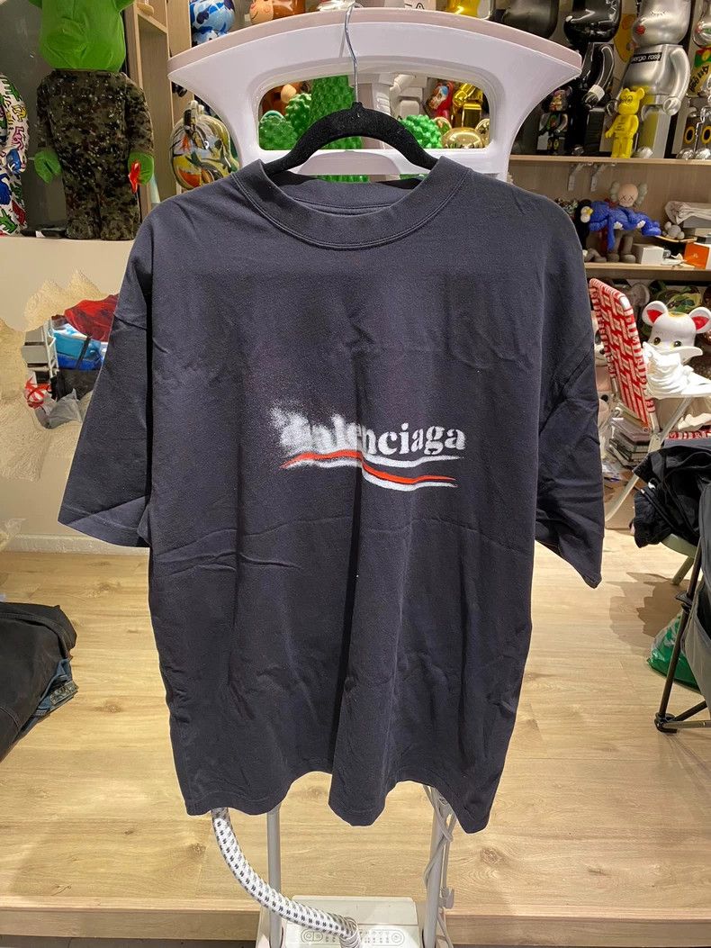 Balenciaga Balenciaga Fuzzy Coca-Cola Logo Short Sleeve Size US M / EU 48-50 / 2 - 1 Thumbnail
