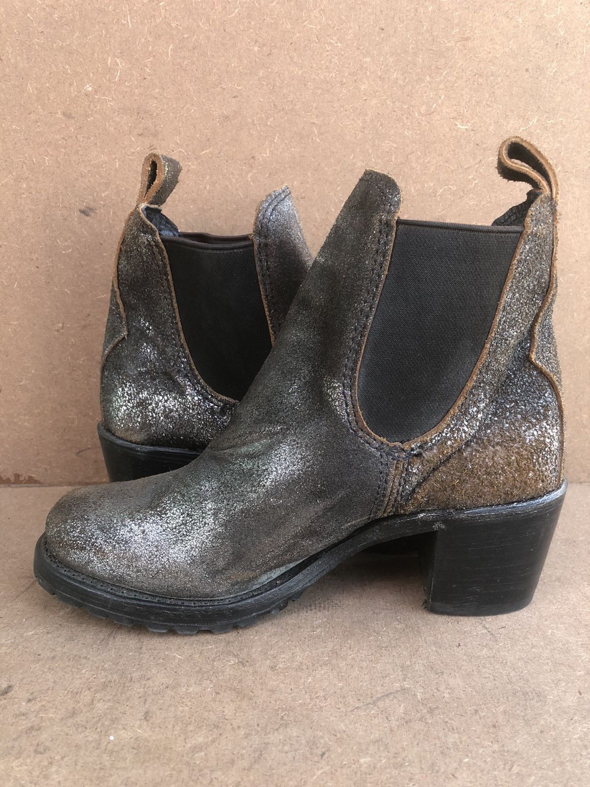 Frye FRYE Grey Suede Chelsea Boots Size US 7.5 M Made In 🇺🇸 Size US 7.5 / IT 37.5 - 6 Thumbnail