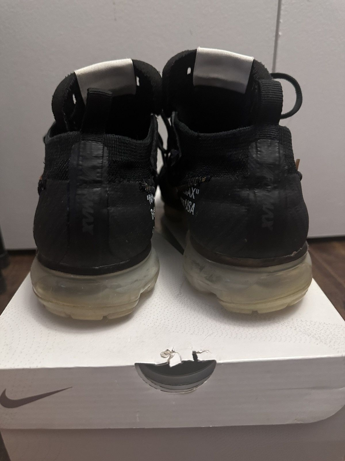 Nike × Off-White Nike Air VaporMax Off White Black (2018) Size US 8 / EU 41 - 5 Thumbnail