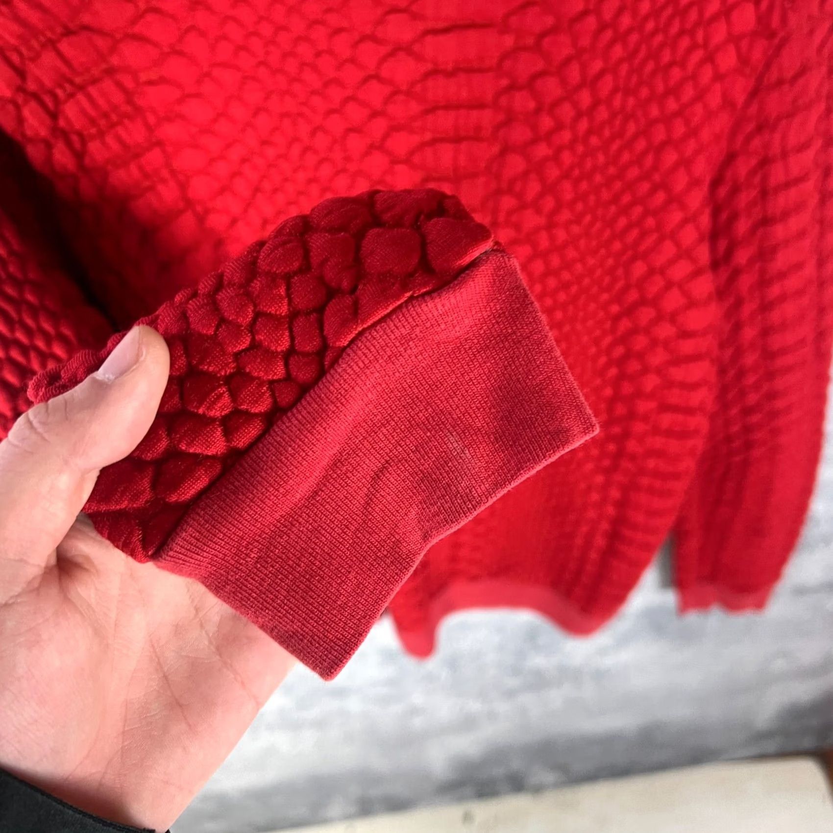 Sandro Sandro Paris Red Sweatshirt Womens Size 2 Pullover Vintage Style Rare Find User-Submitted Condition Used Size XS / US 0-2 / IT 36-38 - 6 Thumbnail