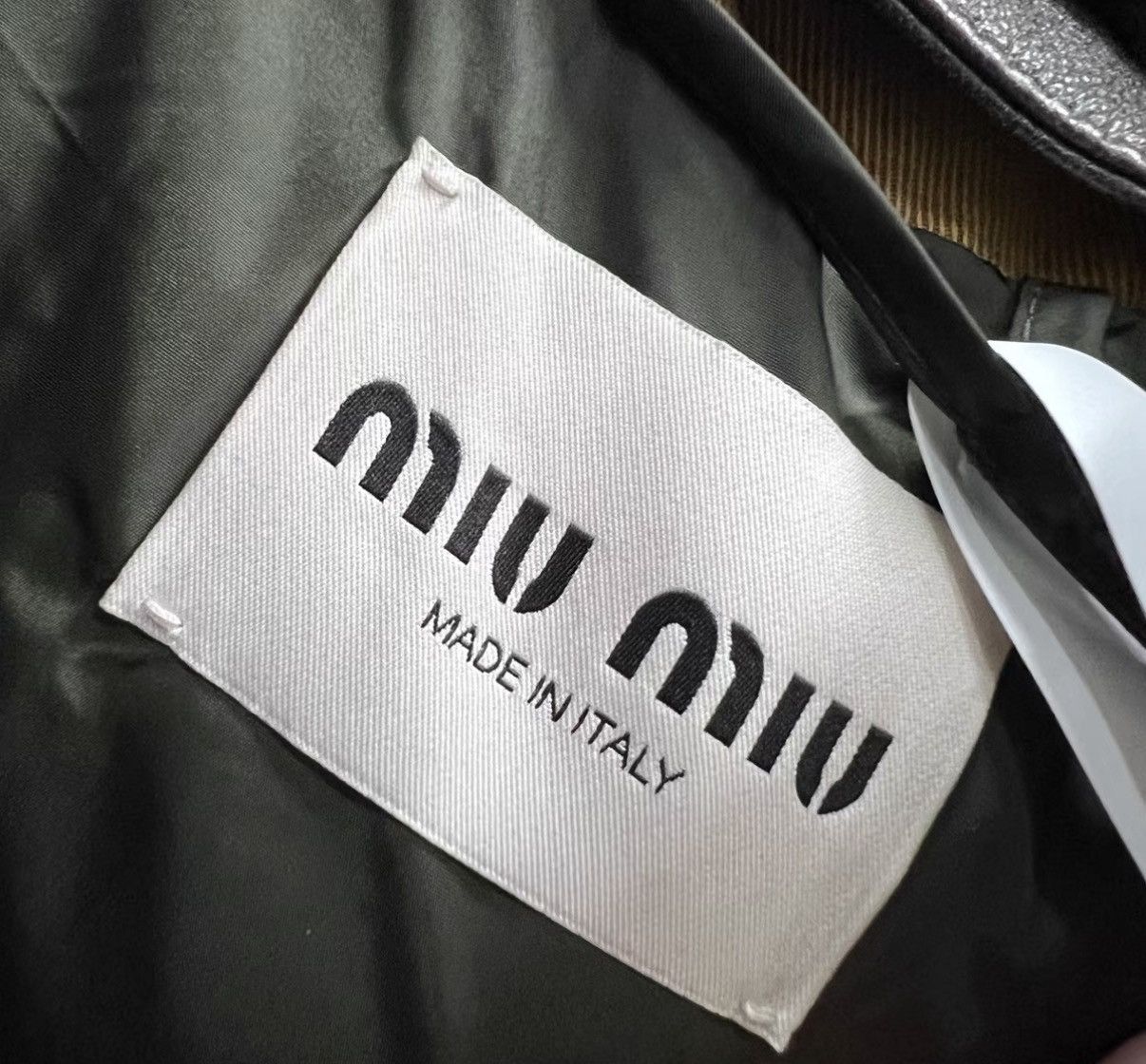 Miu Miu Miu Miu Embroidered Logo Cotton Coat with Fur Collar J41 Size S / US 4 / IT 40 - 5 Thumbnail