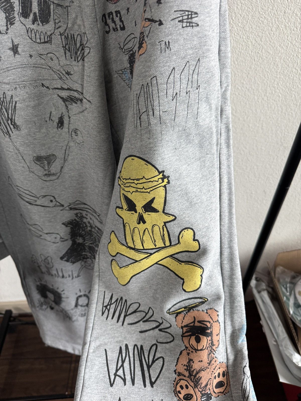 Half Evil LARGE HALF EVIL VAMEE SKETCHBOOK HOODIE & SWEATPANTS SET Size US L / EU 52-54 / 3 - 6 Thumbnail
