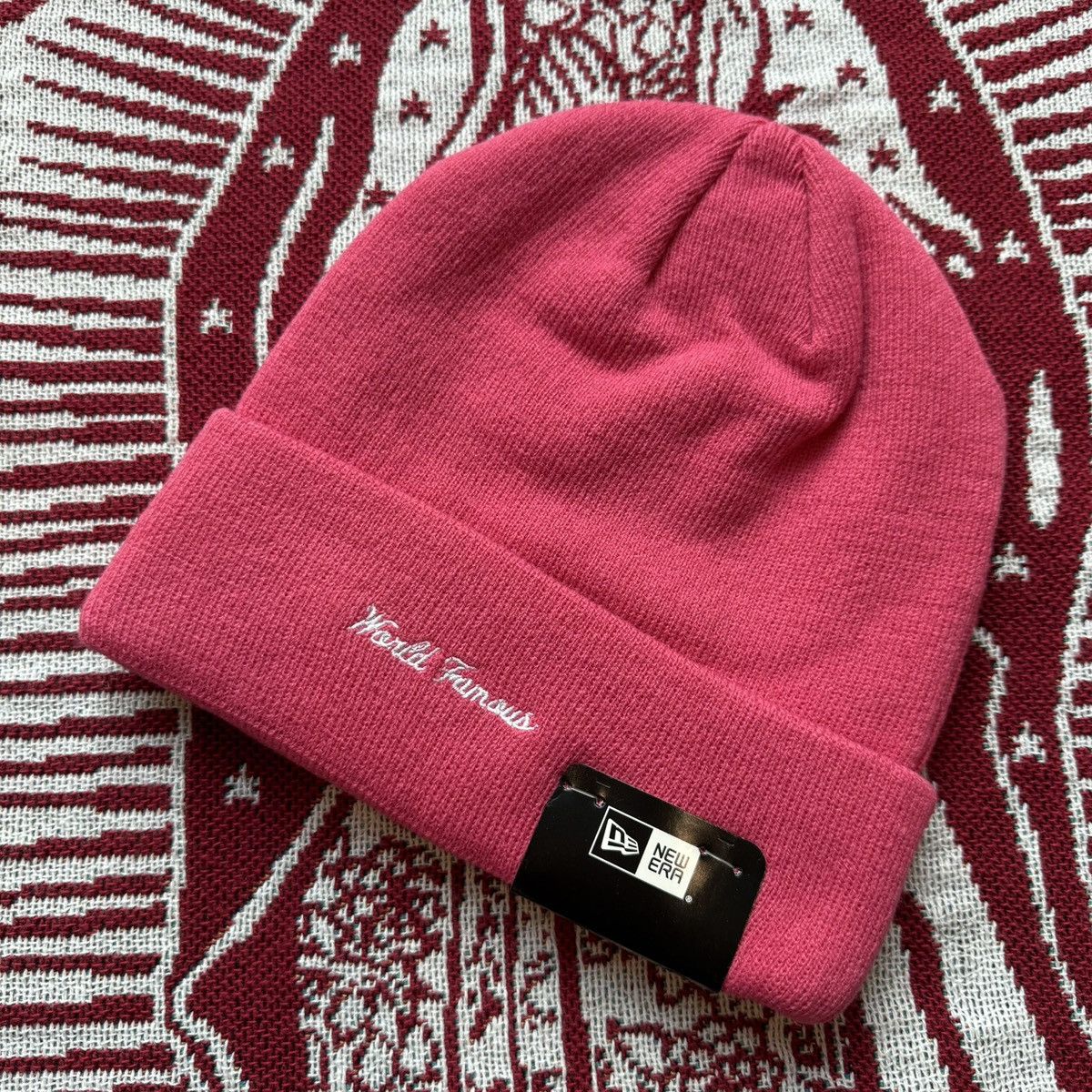 New Era × Supreme FW17 Supreme New Era Box Logo Beanie Magenta Size ONE SIZE - 3 Thumbnail