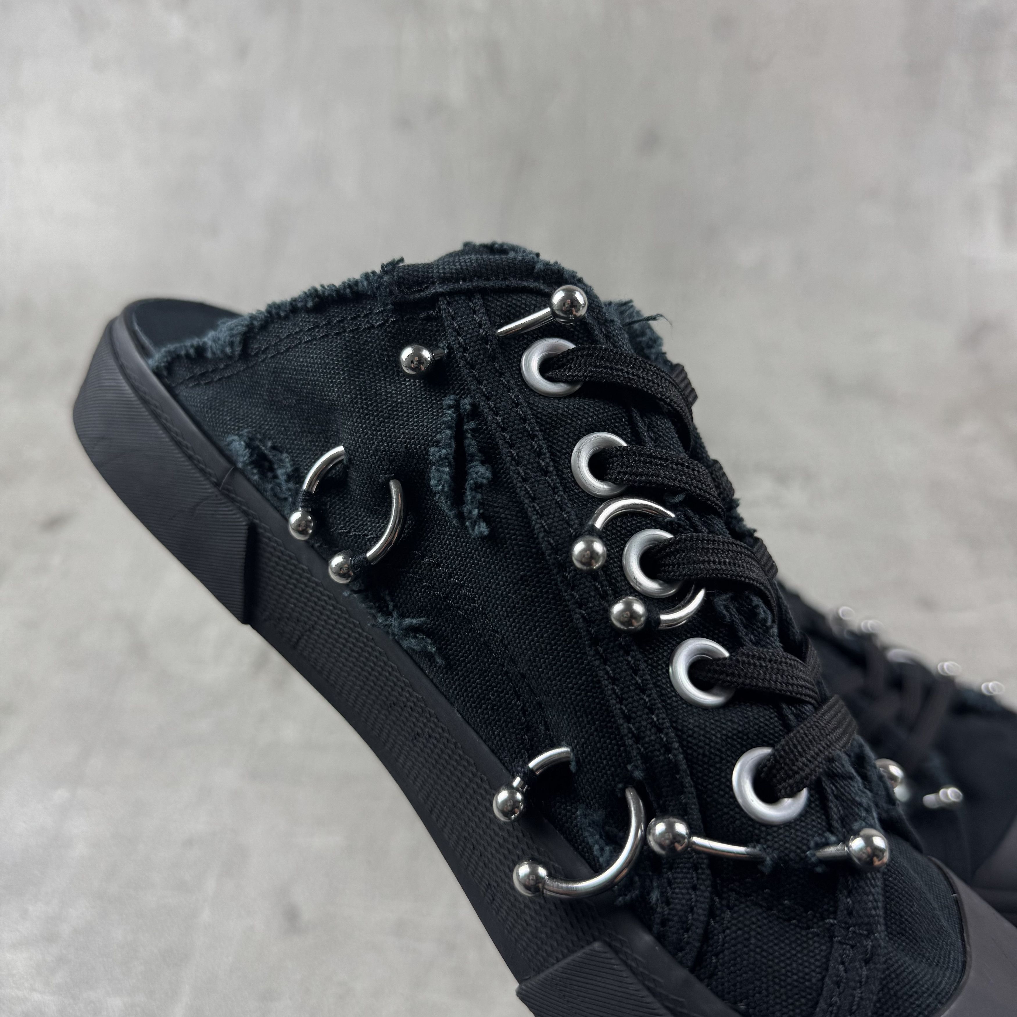 Balenciaga BALENCIAGA Piercing Paris Mule Sneakers Size US 7 / EU 40 - 10 Thumbnail
