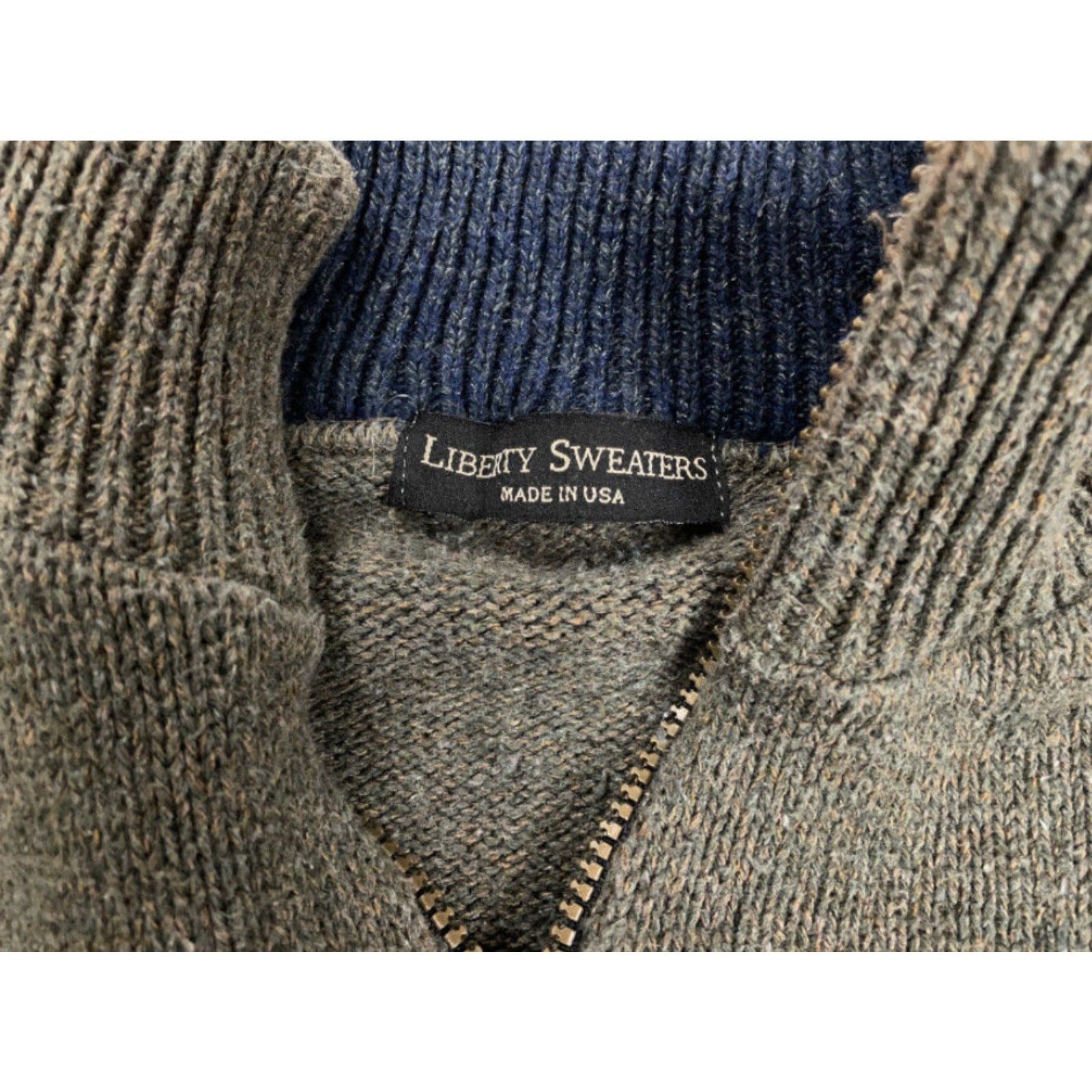 Vintage VINTAGE Liberty 1/4 Zip Sweater Shirt Adult Large Green Cotton USA 90s Classic Dad Preppy Heavyweight Knit Mens Size US L / EU 52-54 / 3 - 4 Thumbnail
