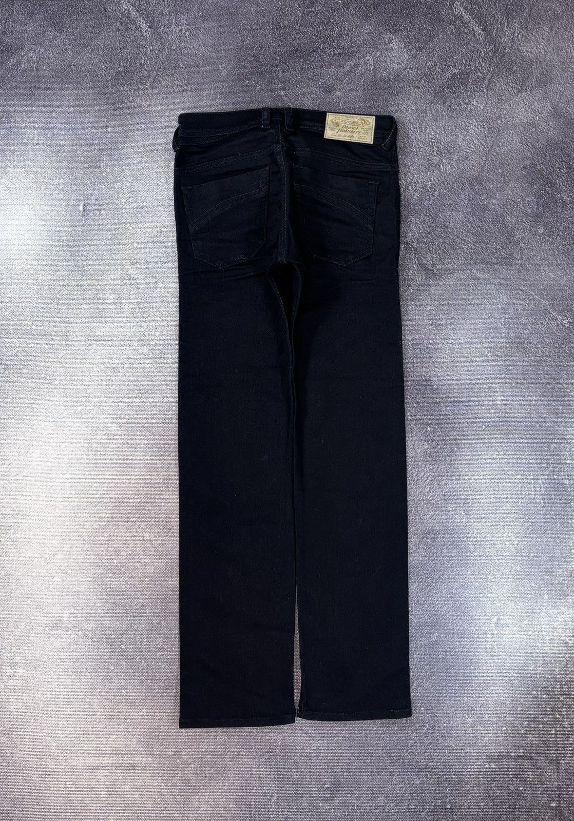 Diesel Diesel Iakop NWT Men’s Regular Slim Tapered Navy Denim Jeans Size US 26 / EU 42 - 2 Thumbnail