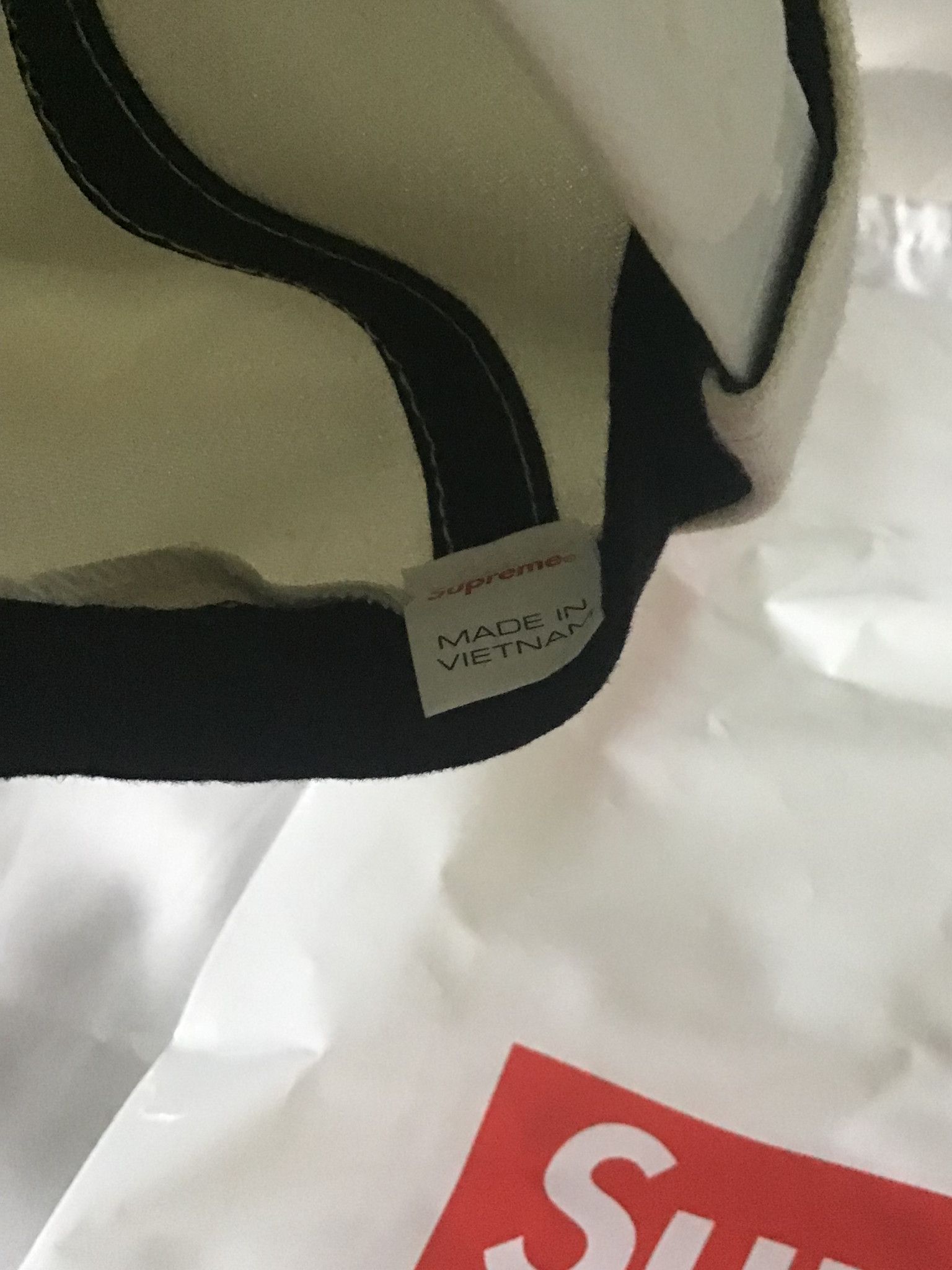 Supreme Beaded 6 Panel NWT Size ONE SIZE - 8 Thumbnail