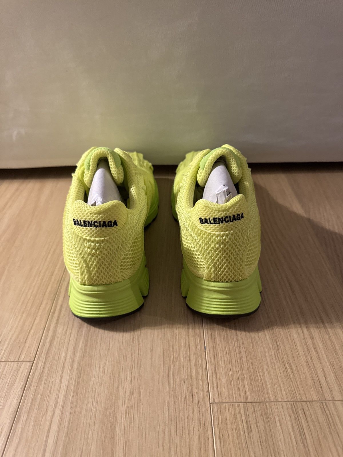 Balenciaga Balenciaga Phantom Sneaker - Lime Size US 10 / EU 43 - 4 Thumbnail