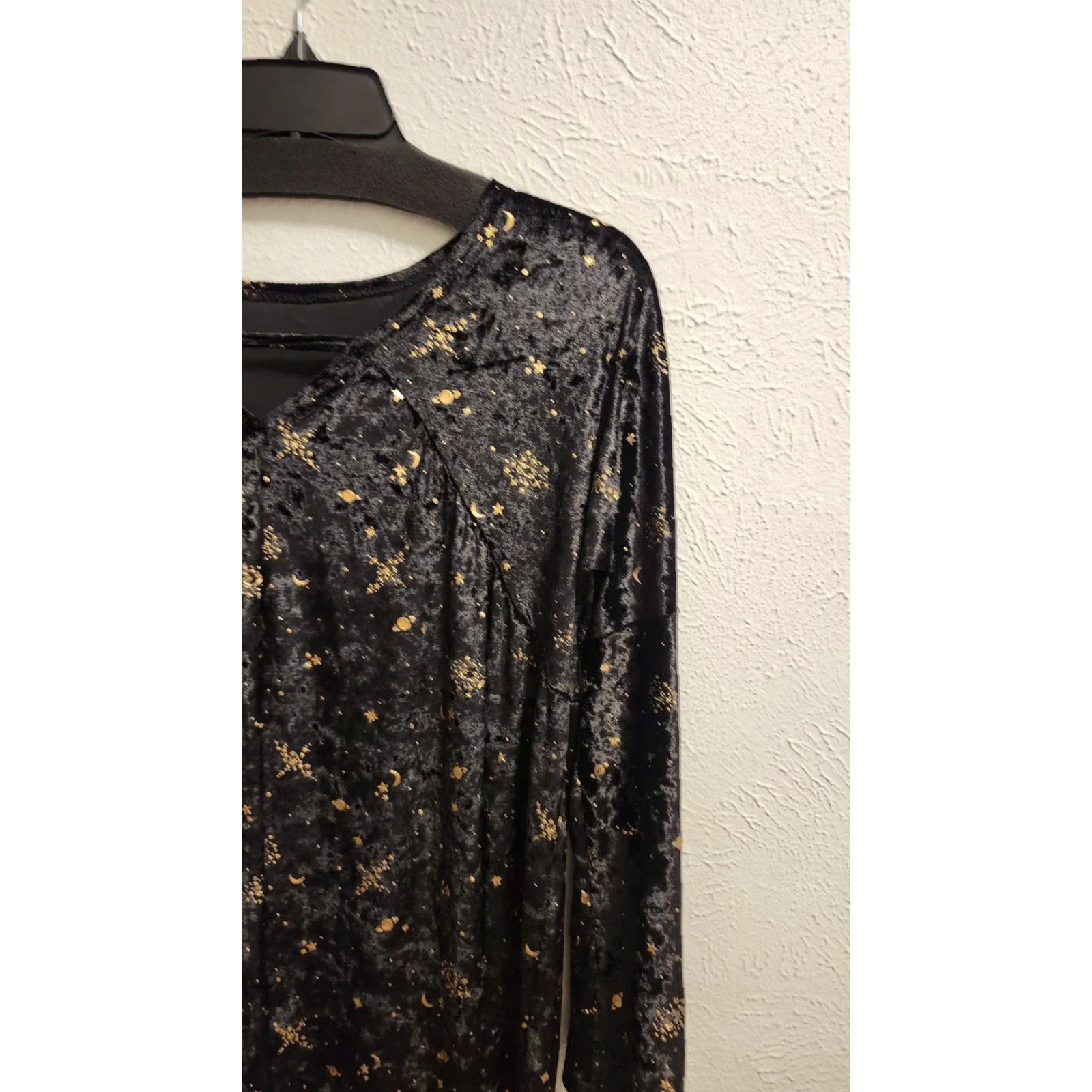 Velvet Celestial Crushed Velvet Dress Womens Large Black Gold Pockets 3/4 Bell Sleeve Size L / US 10 / IT 46 - 2 Thumbnail