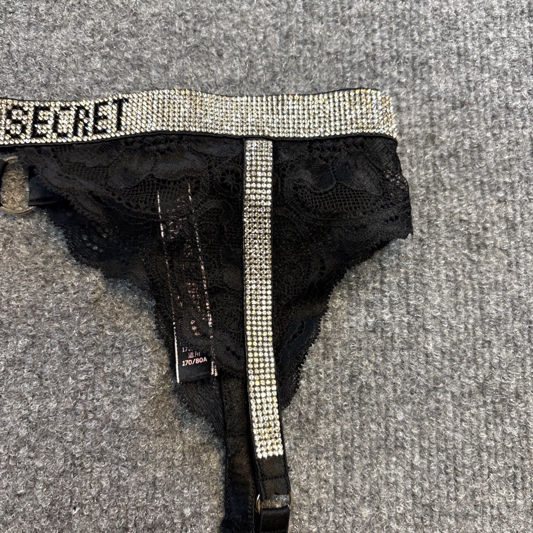 victoria's secret lace garter belt Victoria\'s Secret Women\'s Black Lace Garter Belt With Silver Rhinestone  Sequins M/ L is available for purchase on au PAY Market - Imported Goods  Online Store Co.Ltd