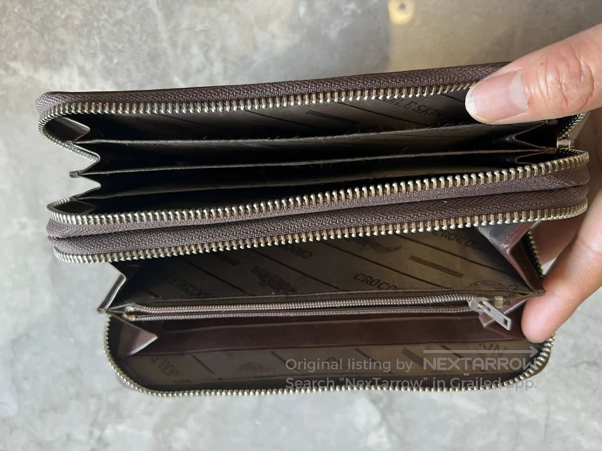 Japanese Brand Custom Crocodile Leather Clutch. Size ONE SIZE - 6 Thumbnail