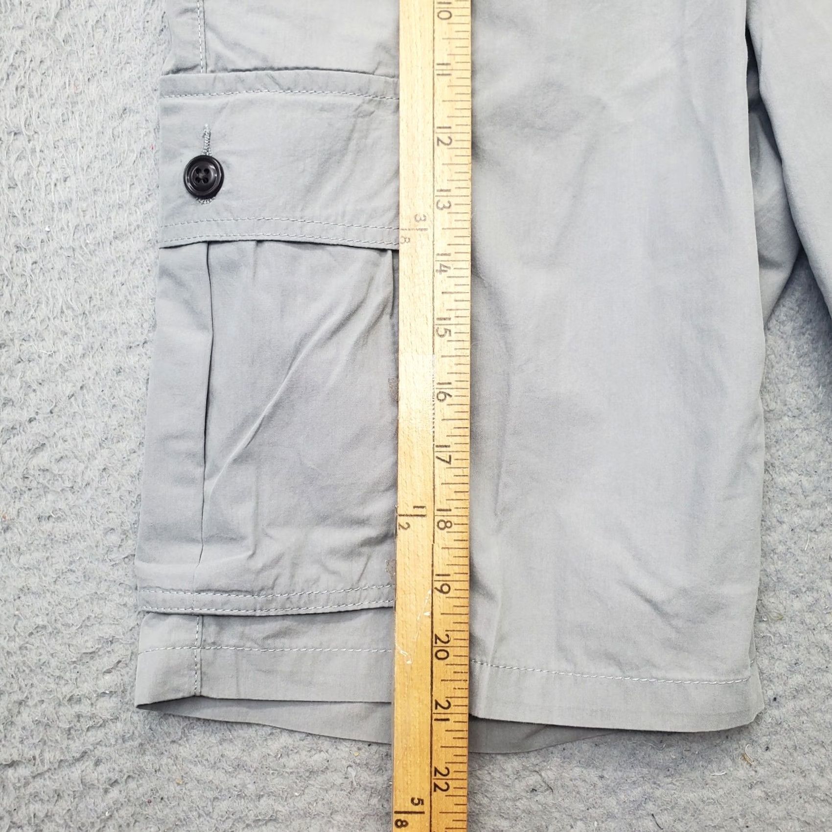 Dockers DOCKERS Mens Size 30 Gray Classic Fit Flat Front Lightweight Cargo Pocket Shorts Mens Size US 30 / EU 46 - 3 Thumbnail