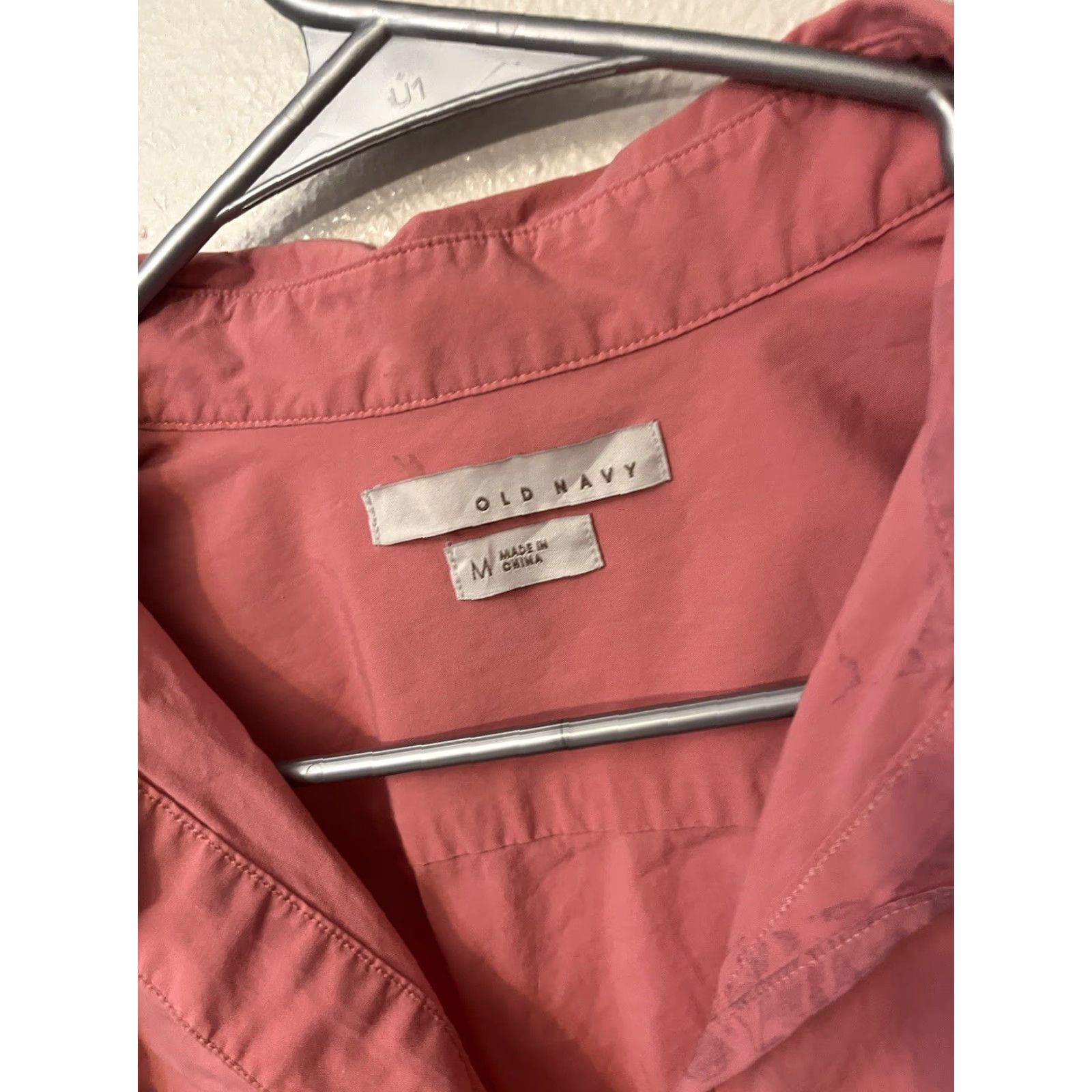 Old Navy VINTAGE Old Navy Shirt Womens M Pink Oxford Oversized Button Up Size M / US 6-8 / IT 42-44 - 3 Thumbnail